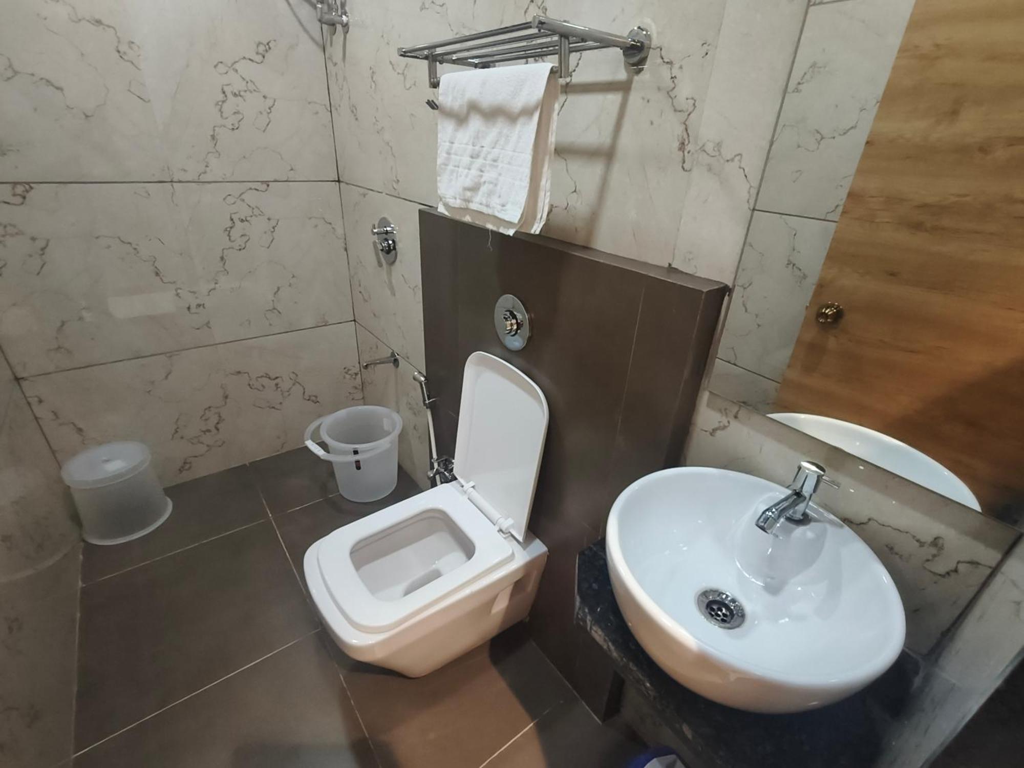 Morya Residency Parel 2* Bombaim