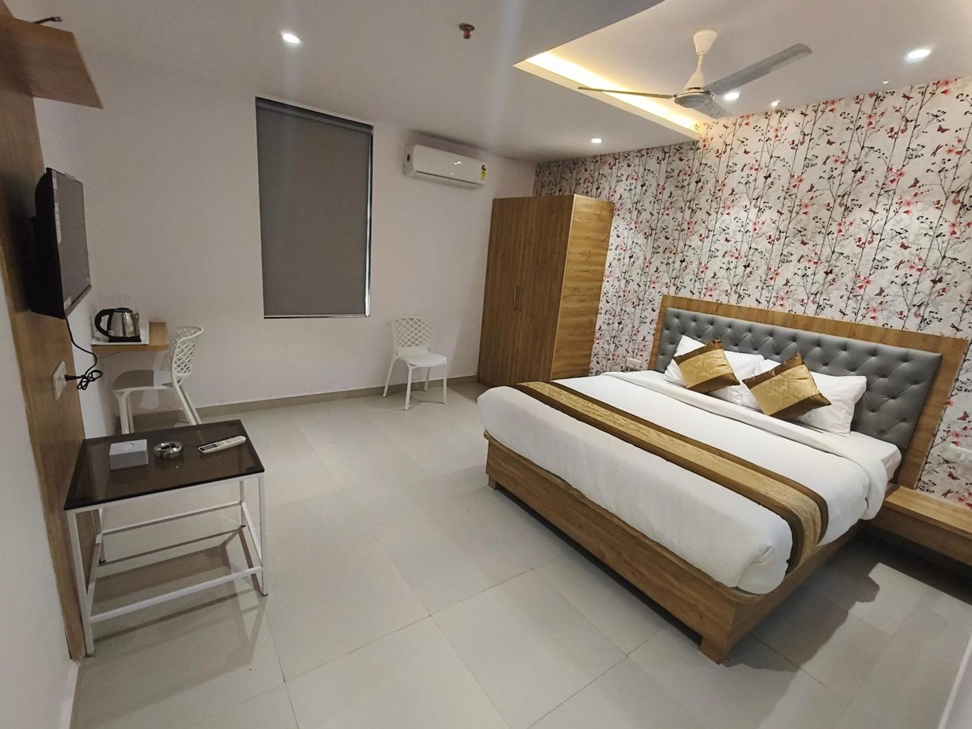 Hotel Morya Residency Parel Bombaim