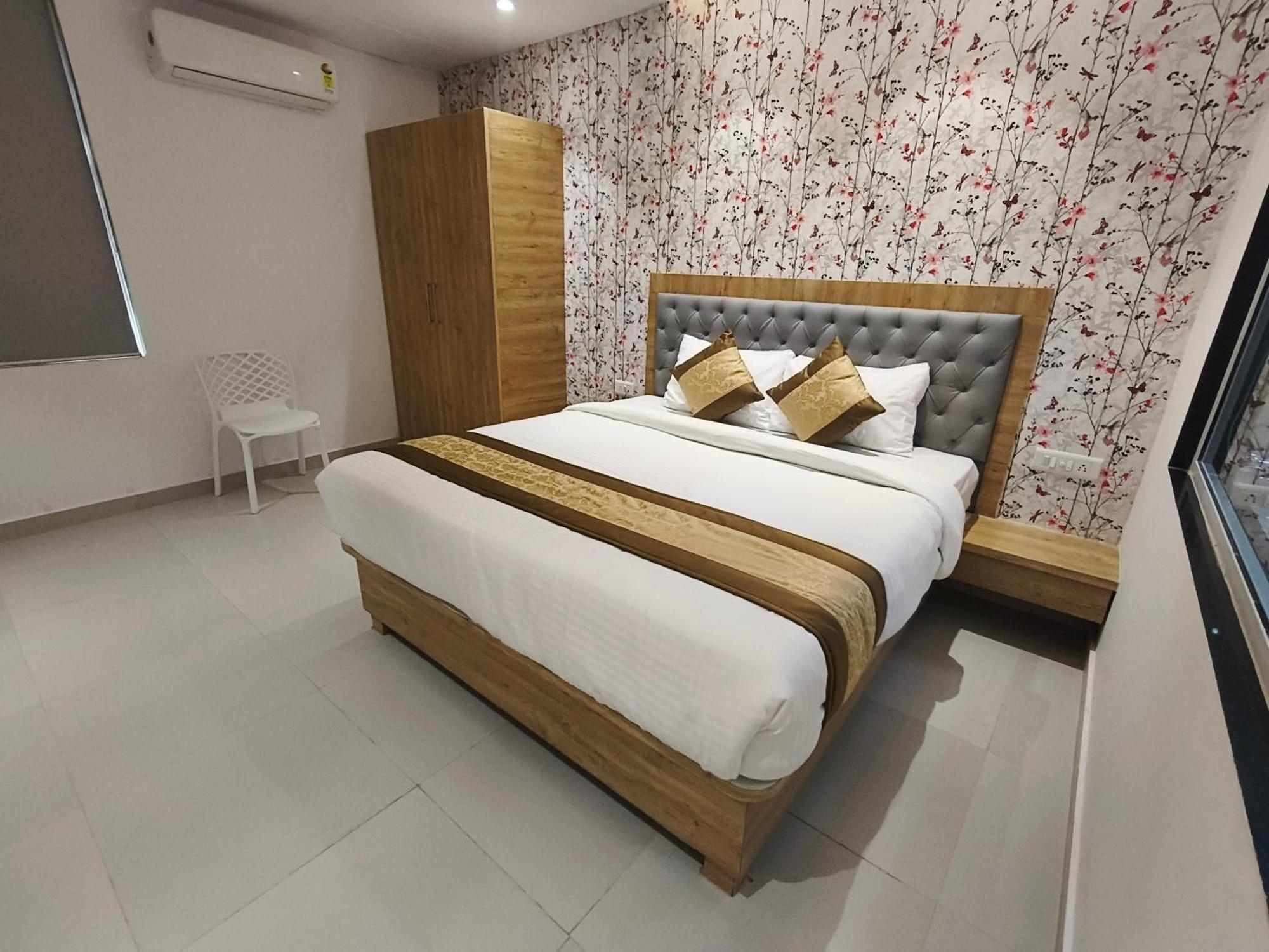 Morya Residency Parel Bombaim
