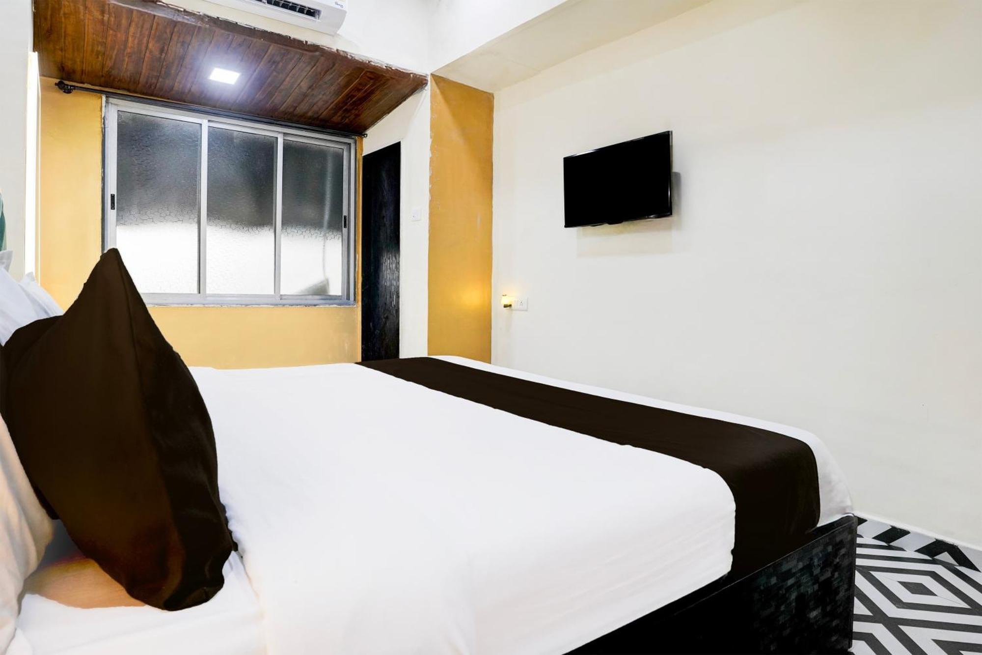 O Big Rahat Palace Hotel Bombaim