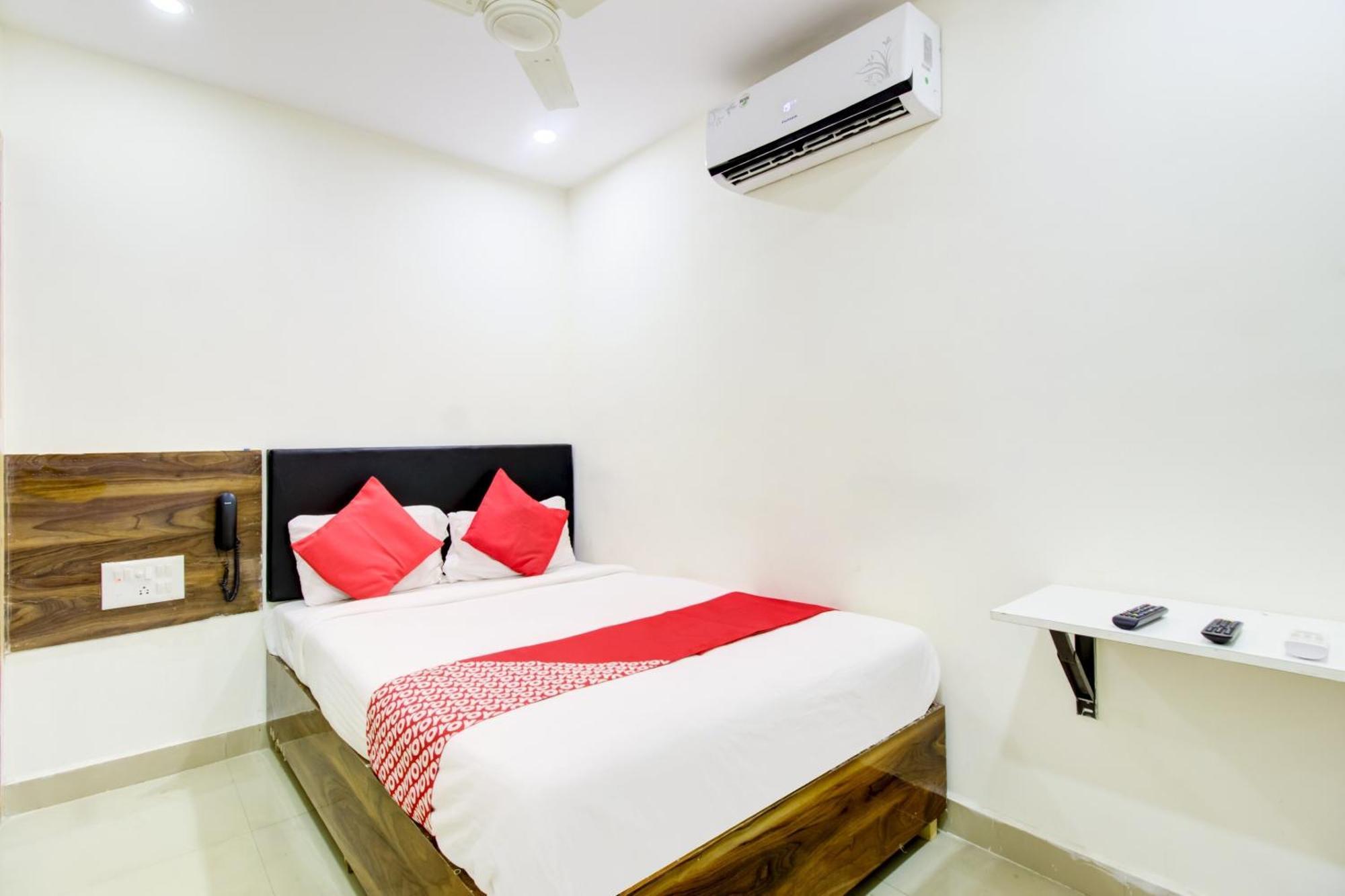 O Tanvi Hotel *
