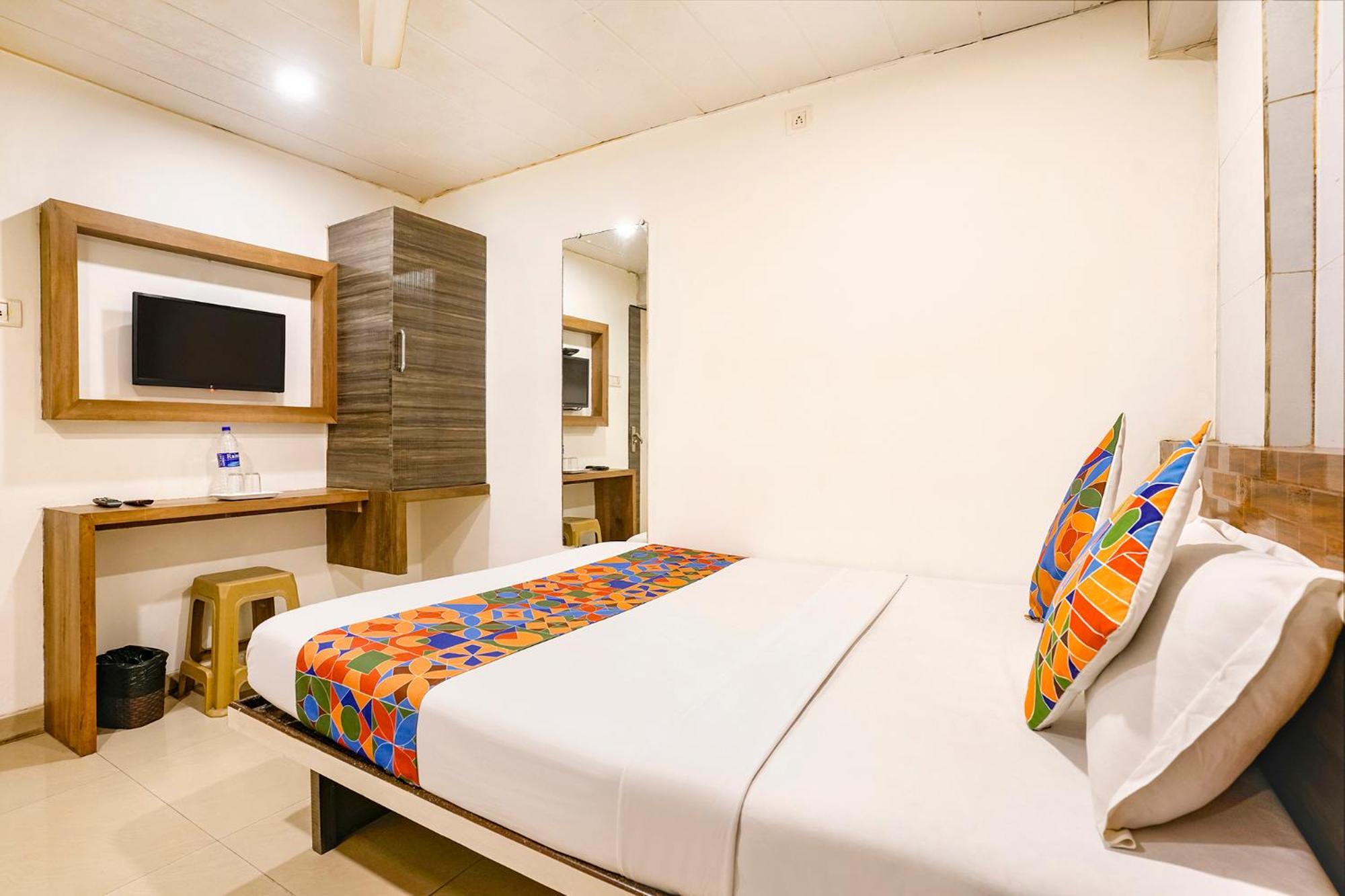 Havana Hotel *