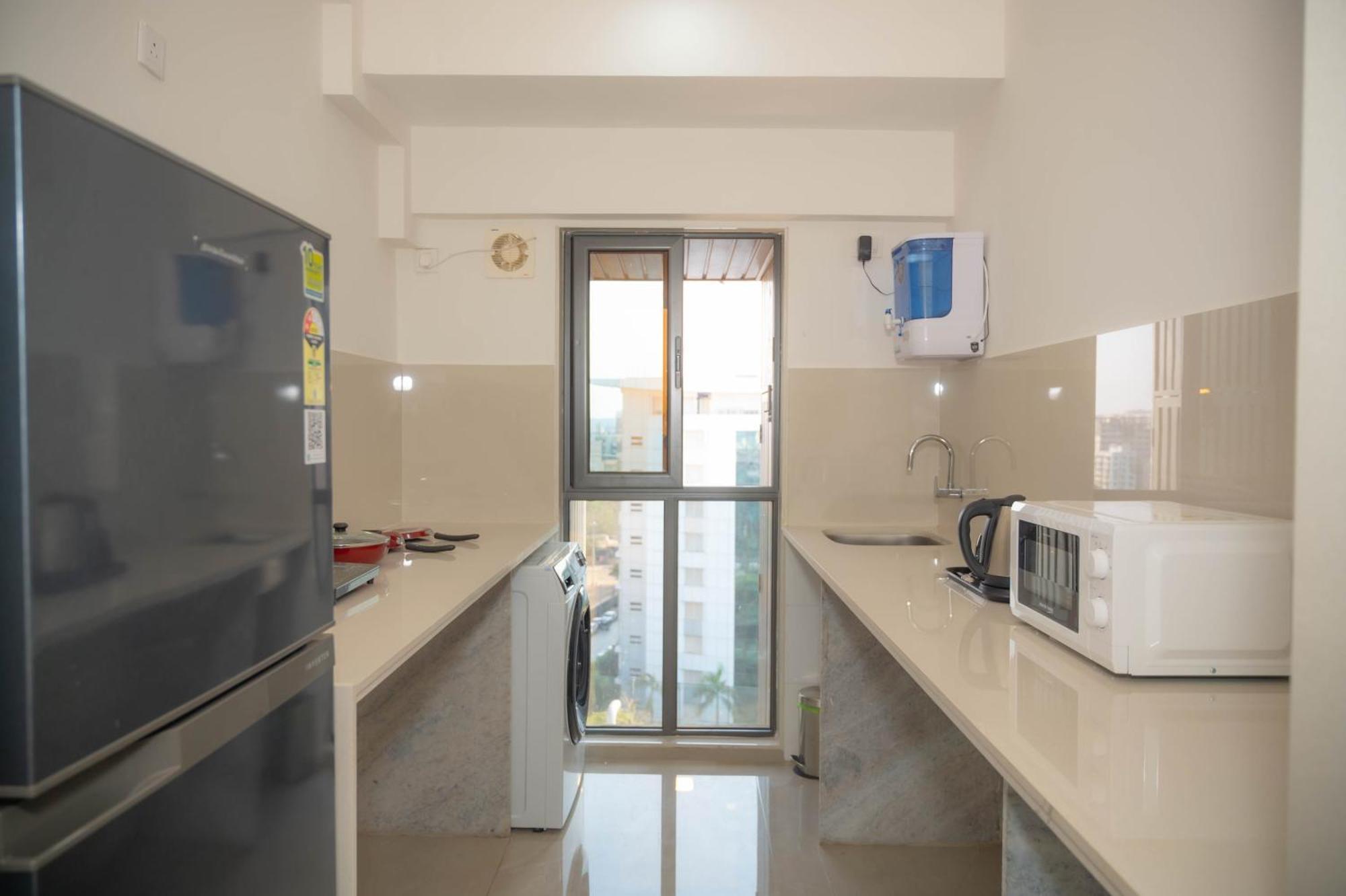 Z Bliss Suites, Bkc Hotel