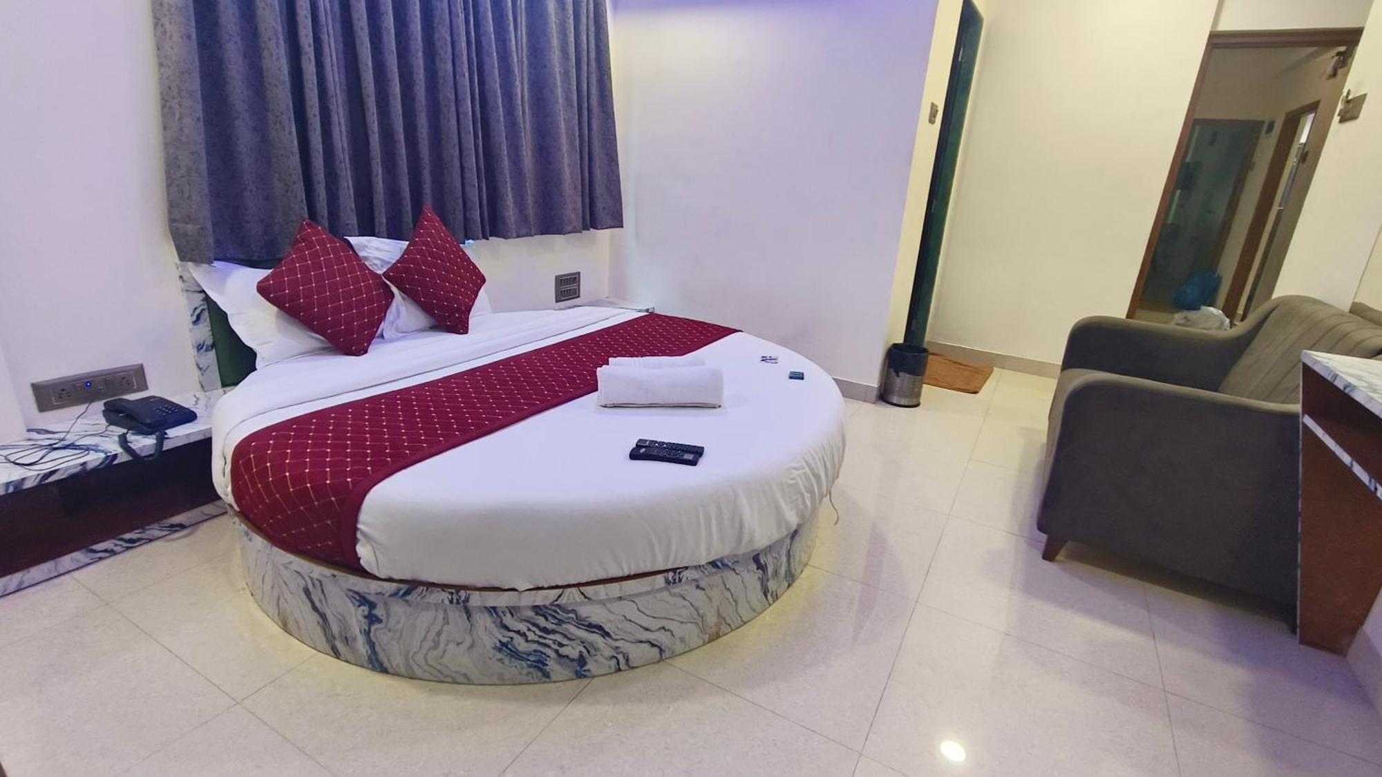 Smooth Checkin By Edition Blue - Mumbai Hotel
