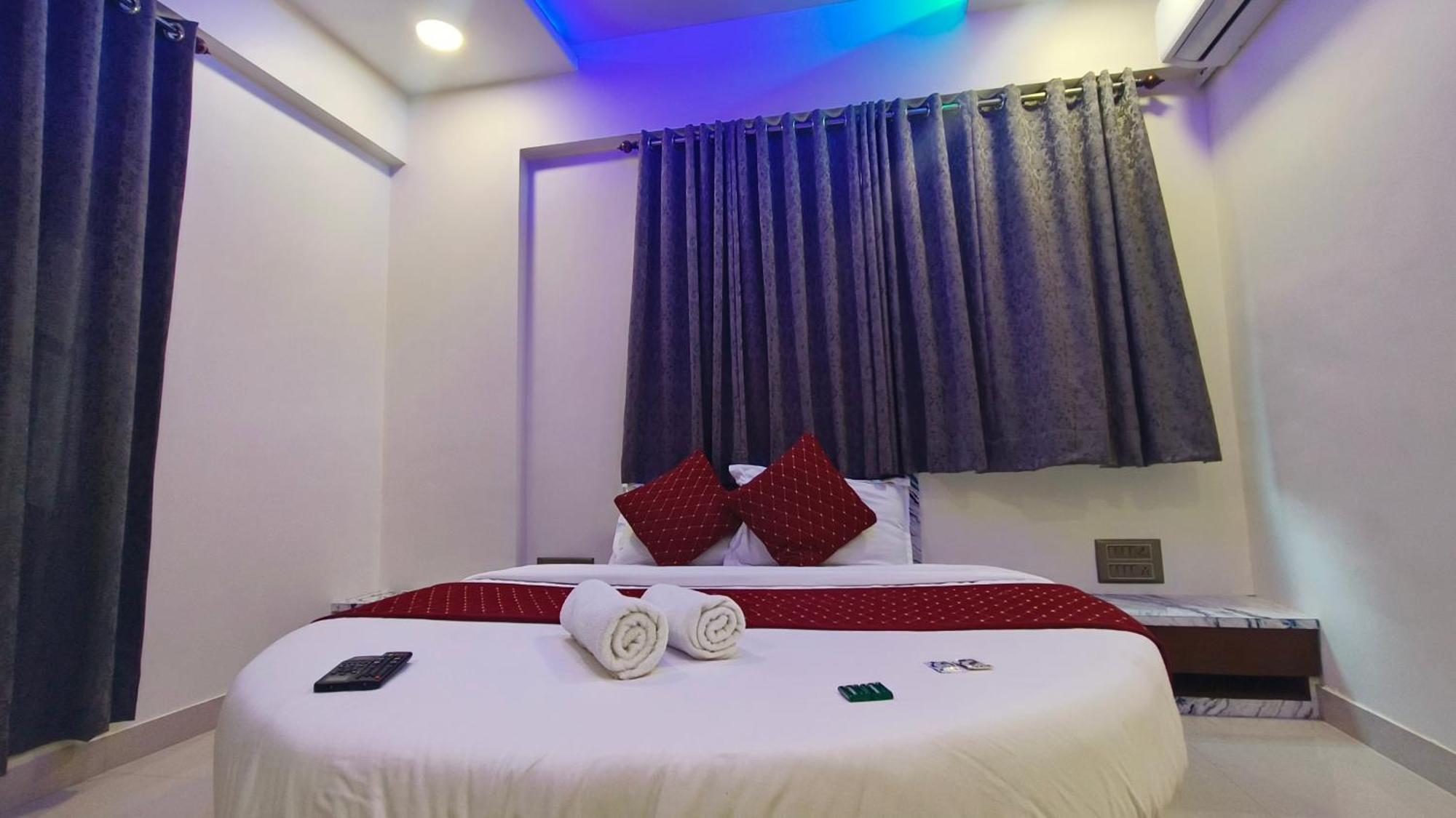 Smooth Checkin By Edition Blue - Mumbai 2*