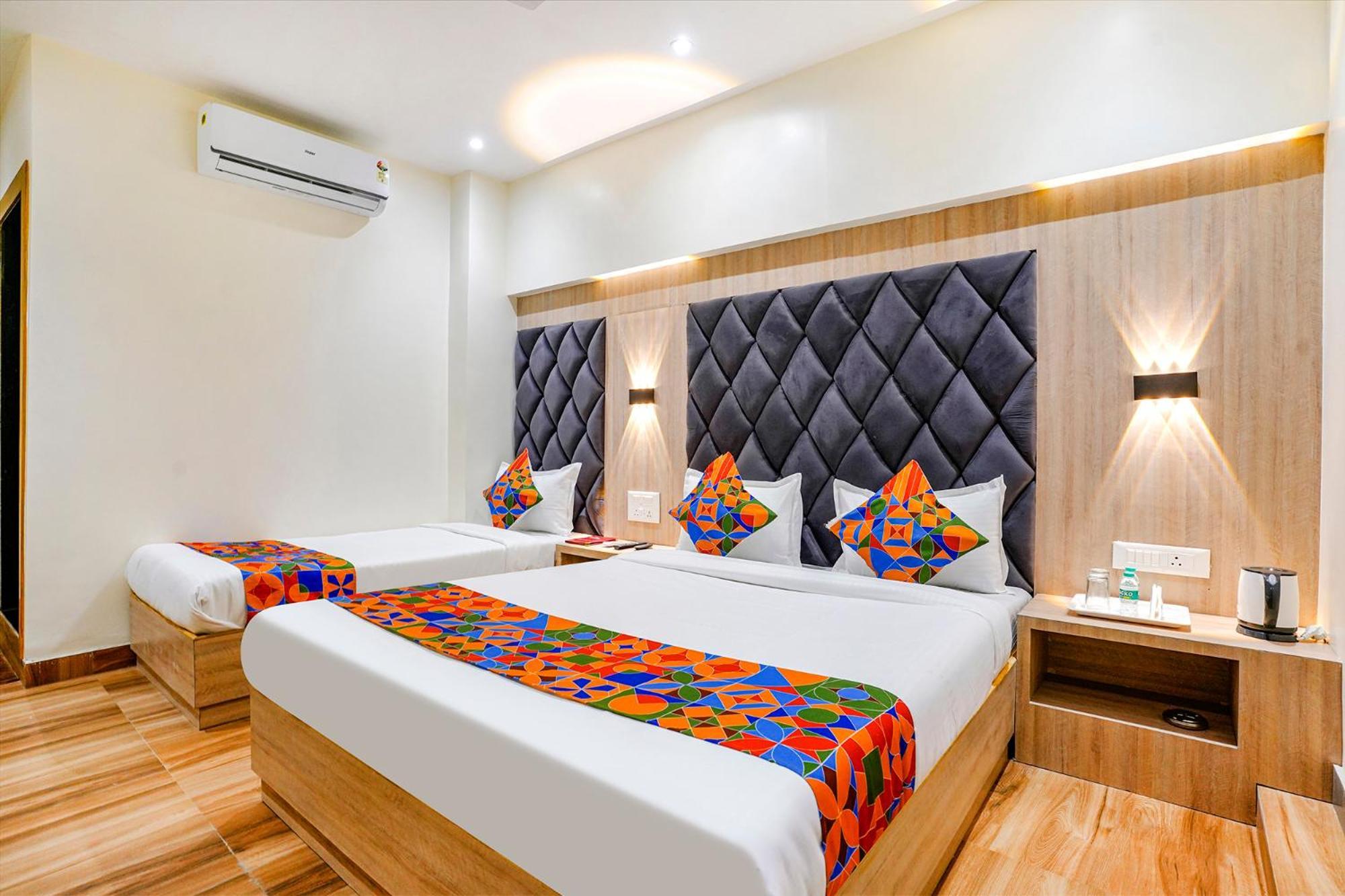 Fabhotel Riza International - Nr Nesco Exhibition Centre