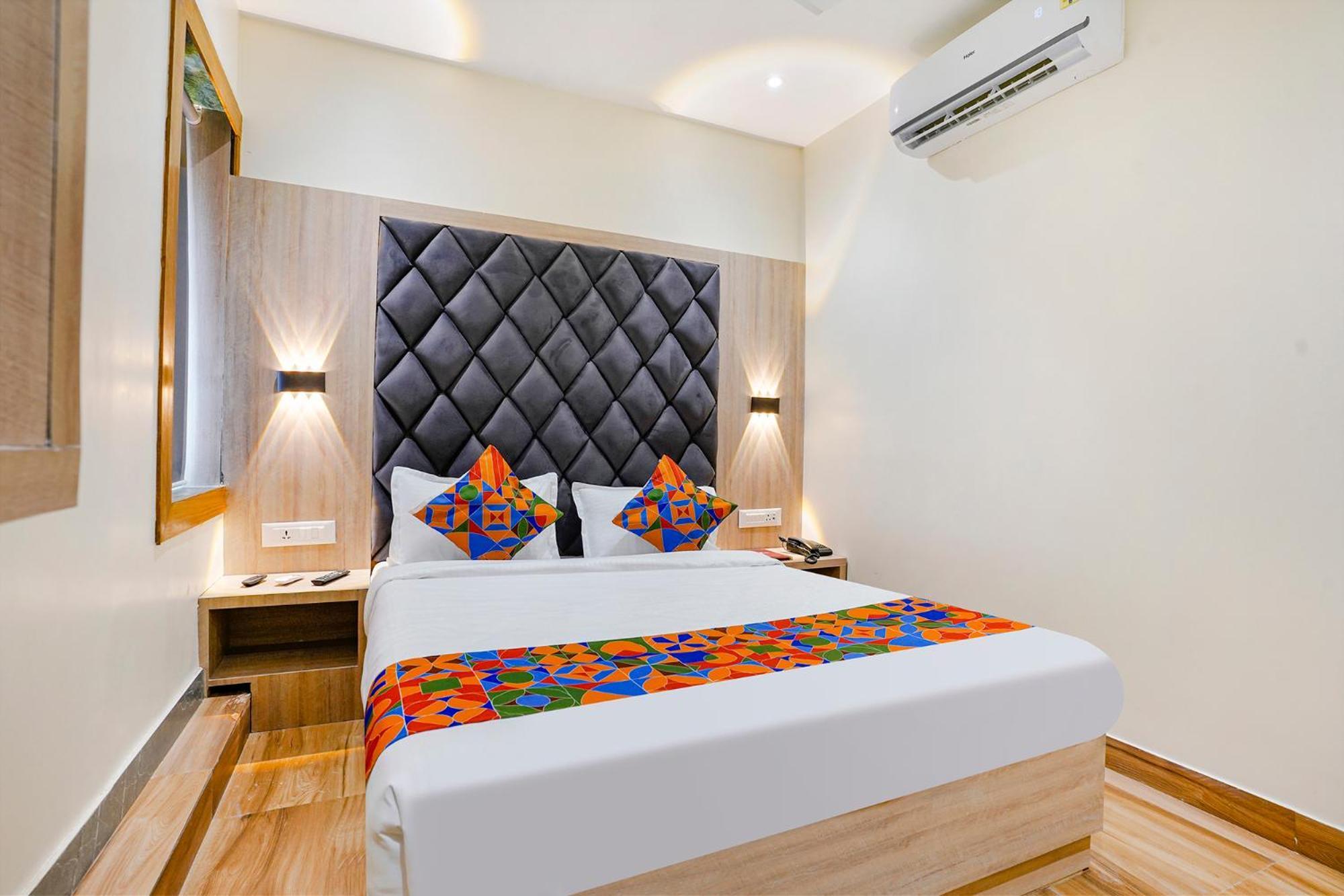 Fabhotel Riza International - Nr Nesco Exhibition Centre 3* Mumbai