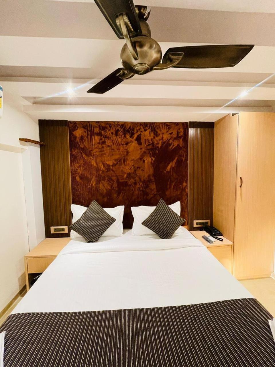 Winton Hotel *