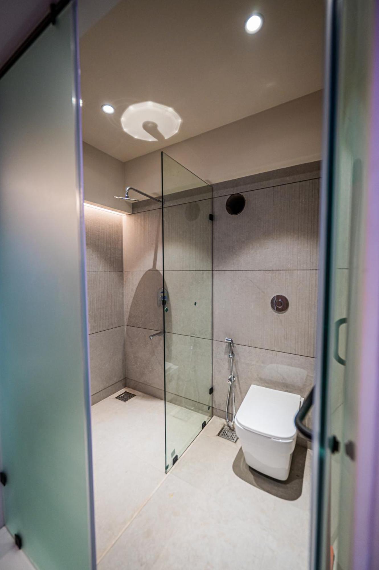 Hotel Indie International Airport
