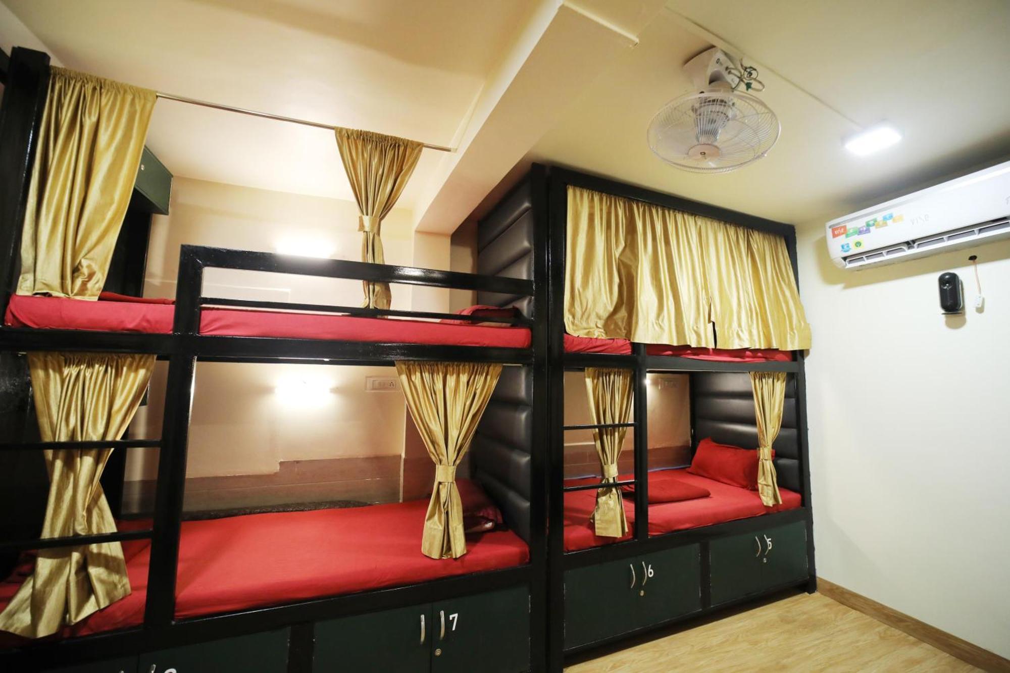 Hostel Zocial Hubz Mumbai