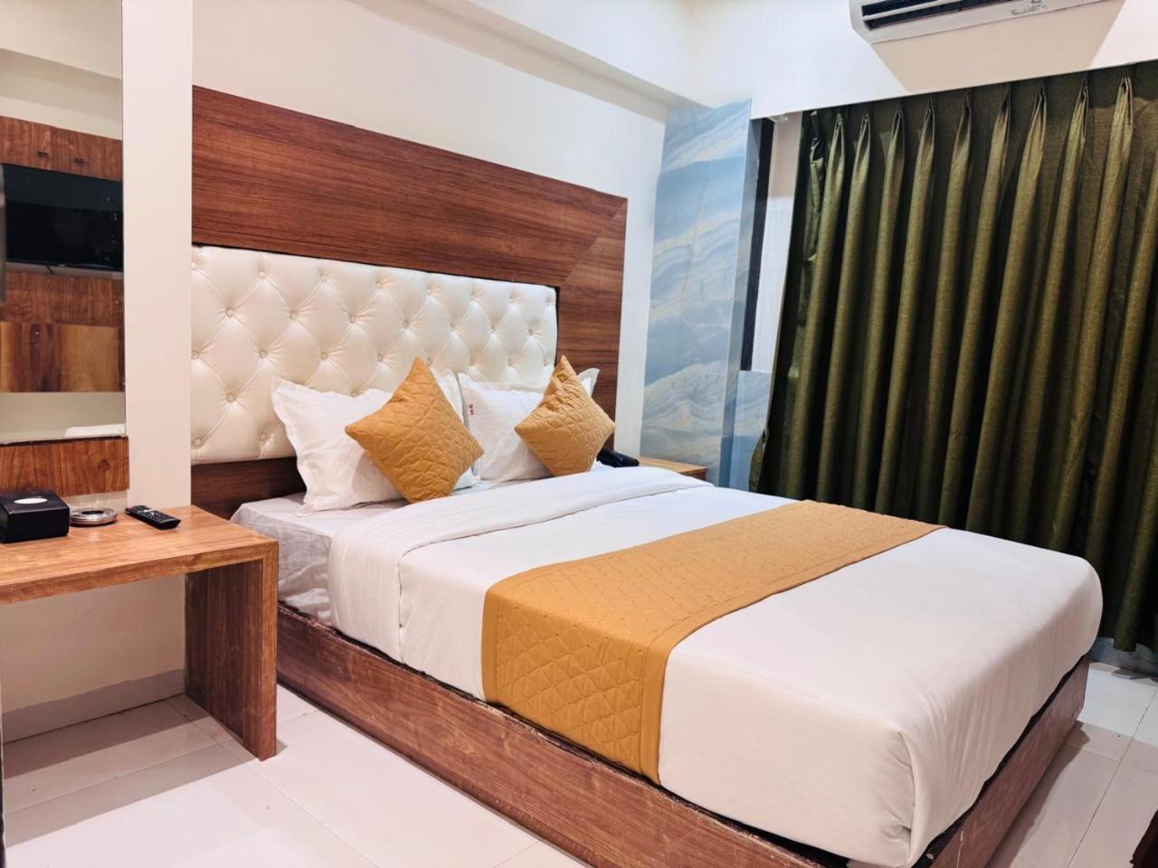 Hotel West Line Andheri Mumbai