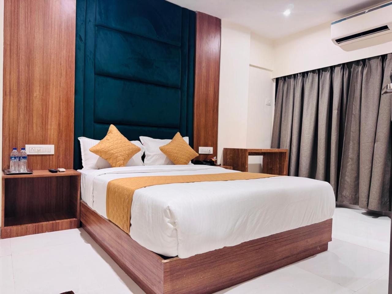 Hotel West Line Andheri Mumbai