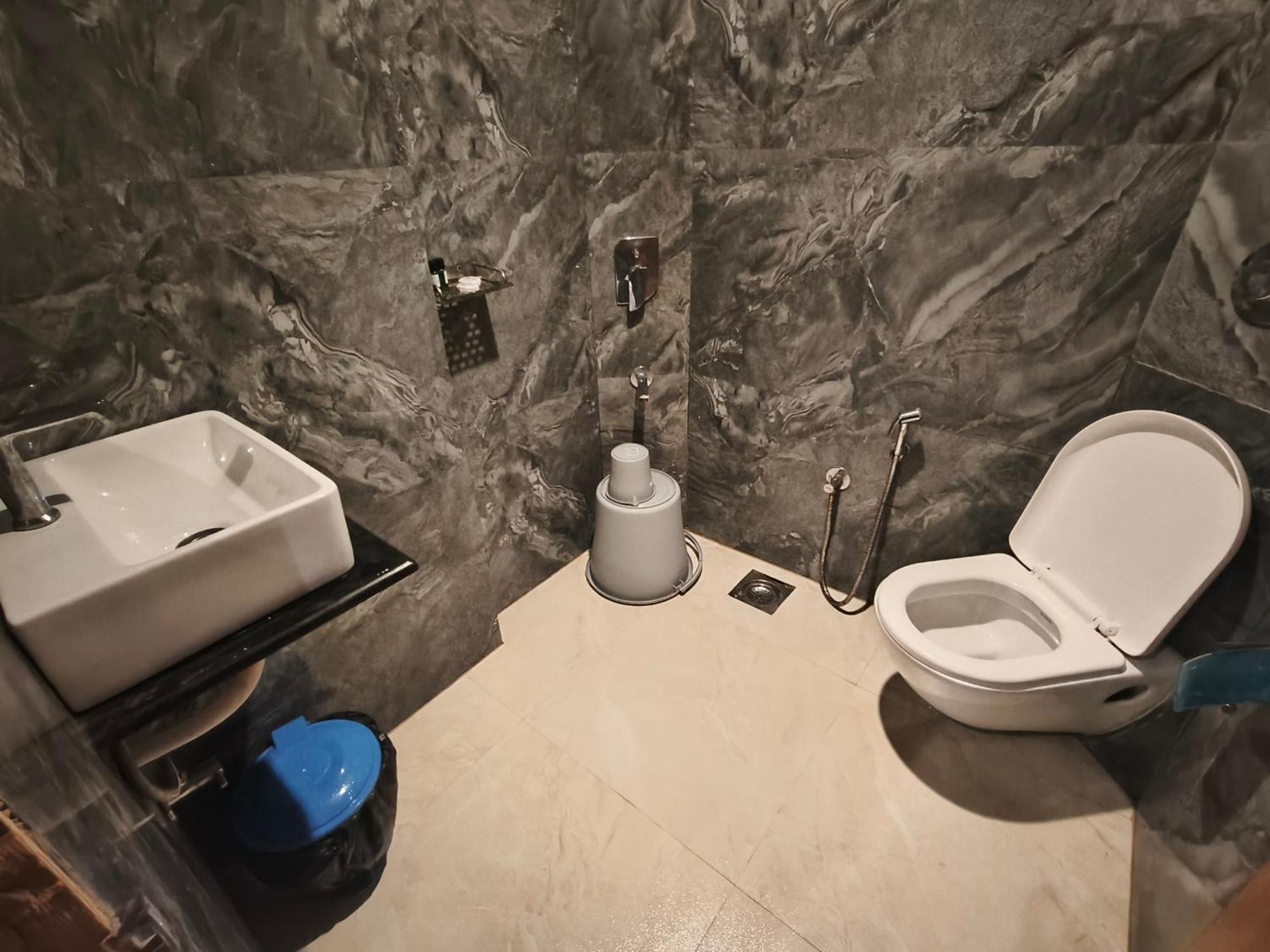 Hotel West Line Andheri Mumbai