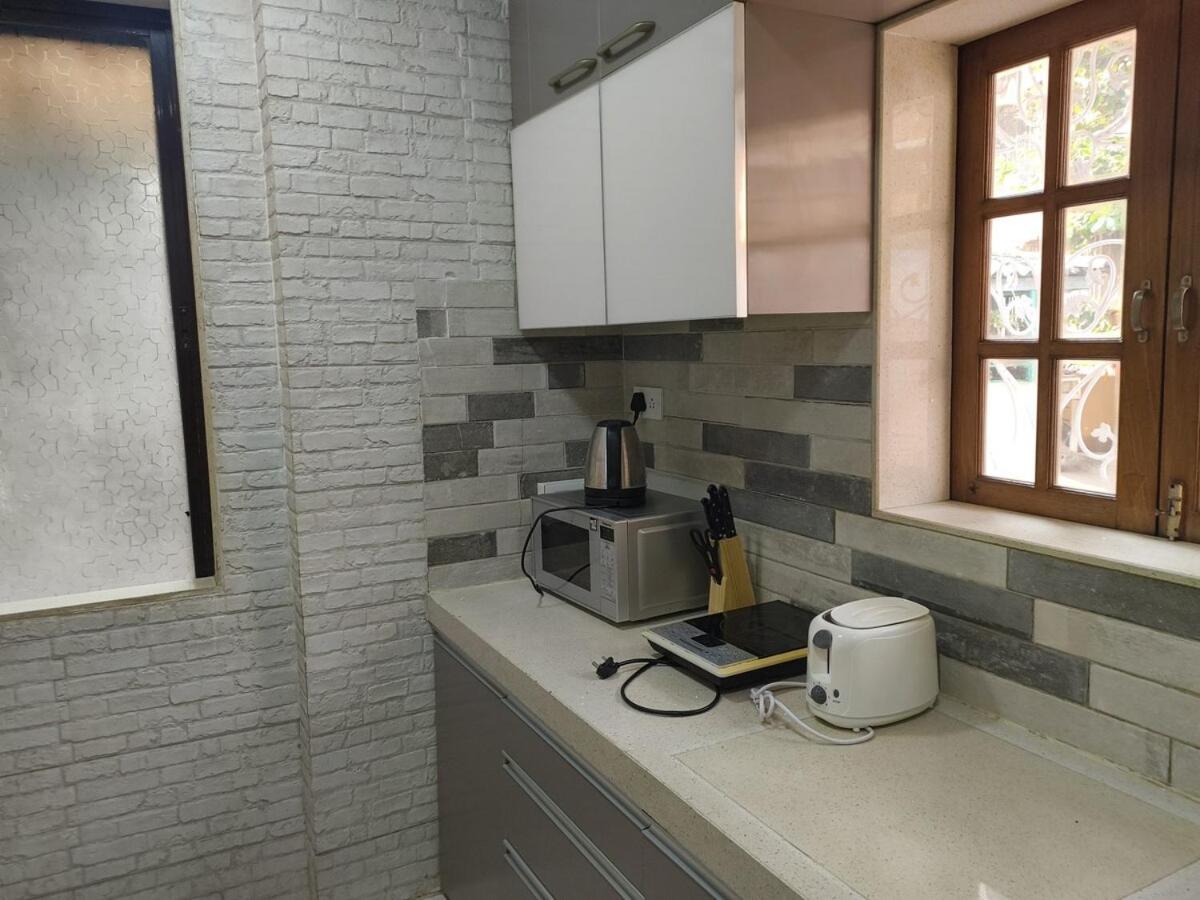 Stella 3bhk Khar W By The Company Mumbai