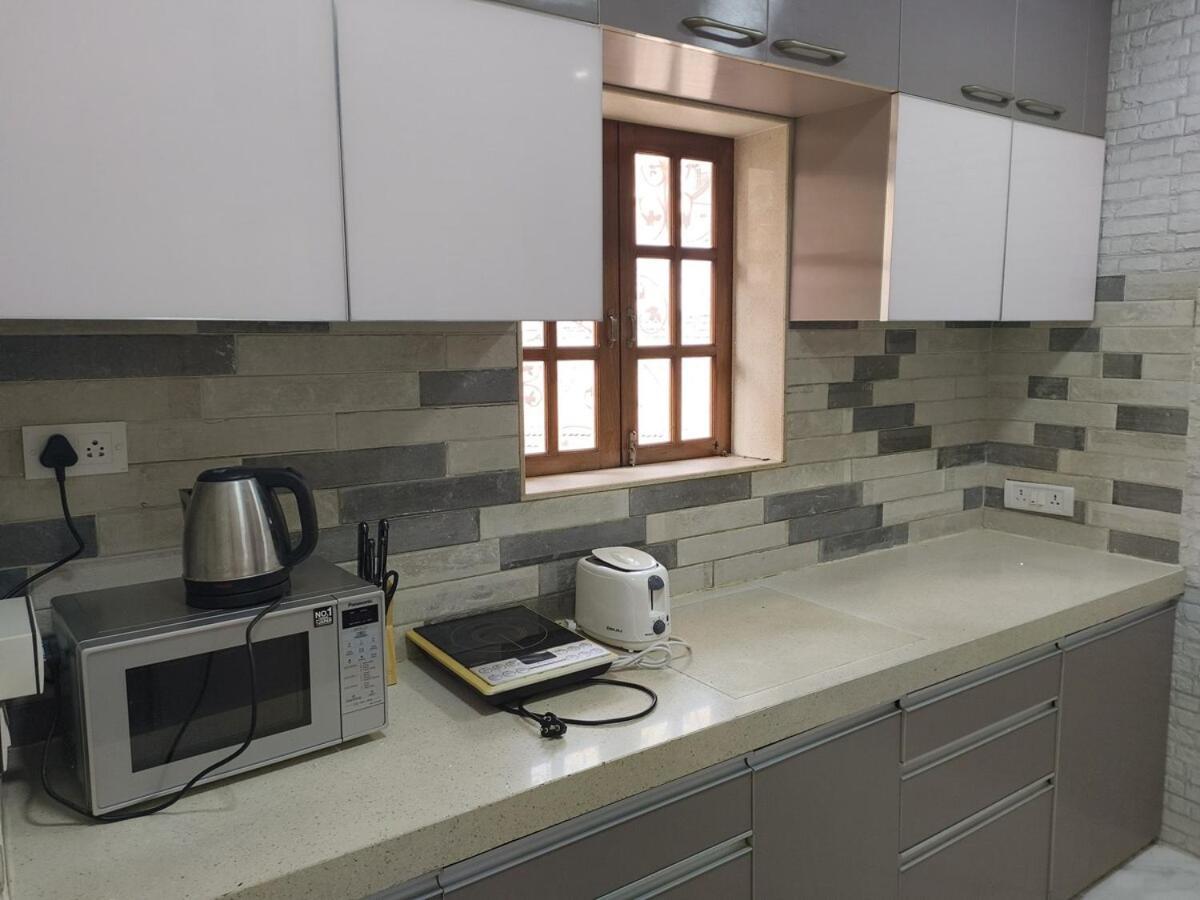 Stella 3bhk Khar W By The Company Apartment