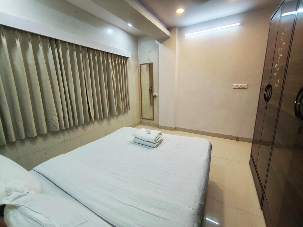 Apartment Amara 1bhk Bandra W By The Company