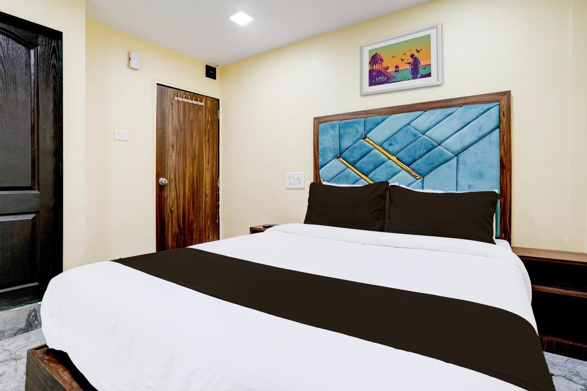 Hotel O Aai Om Residency Mumbai
