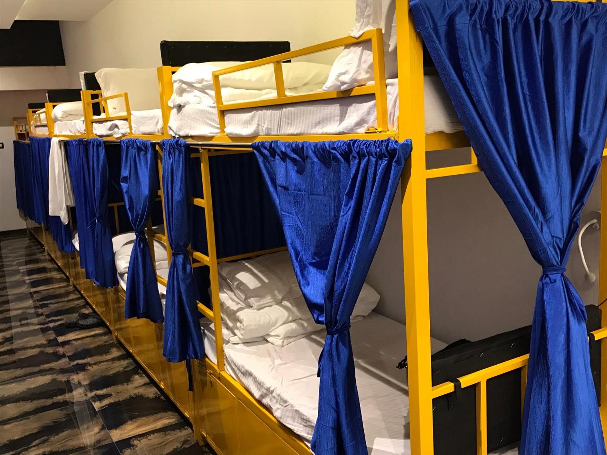 Hostel New Mango Mumbai