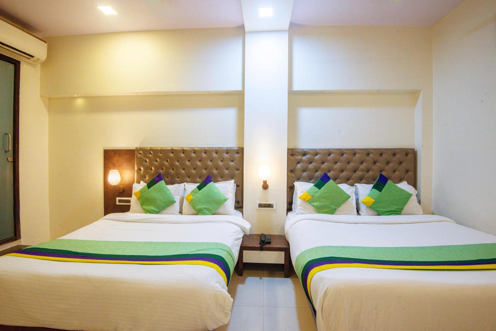 Treebo Blue Moon Powai Hotel