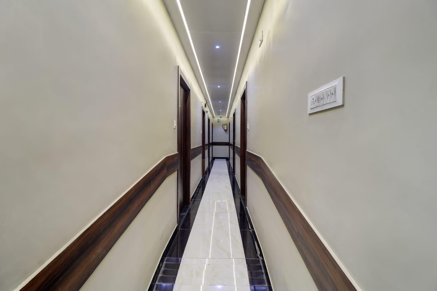 New Blue Sapphire Residency Hotel 3*
