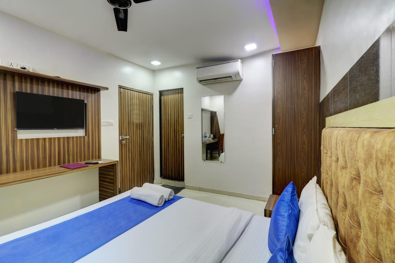 Hotel New Blue Sapphire Residency
