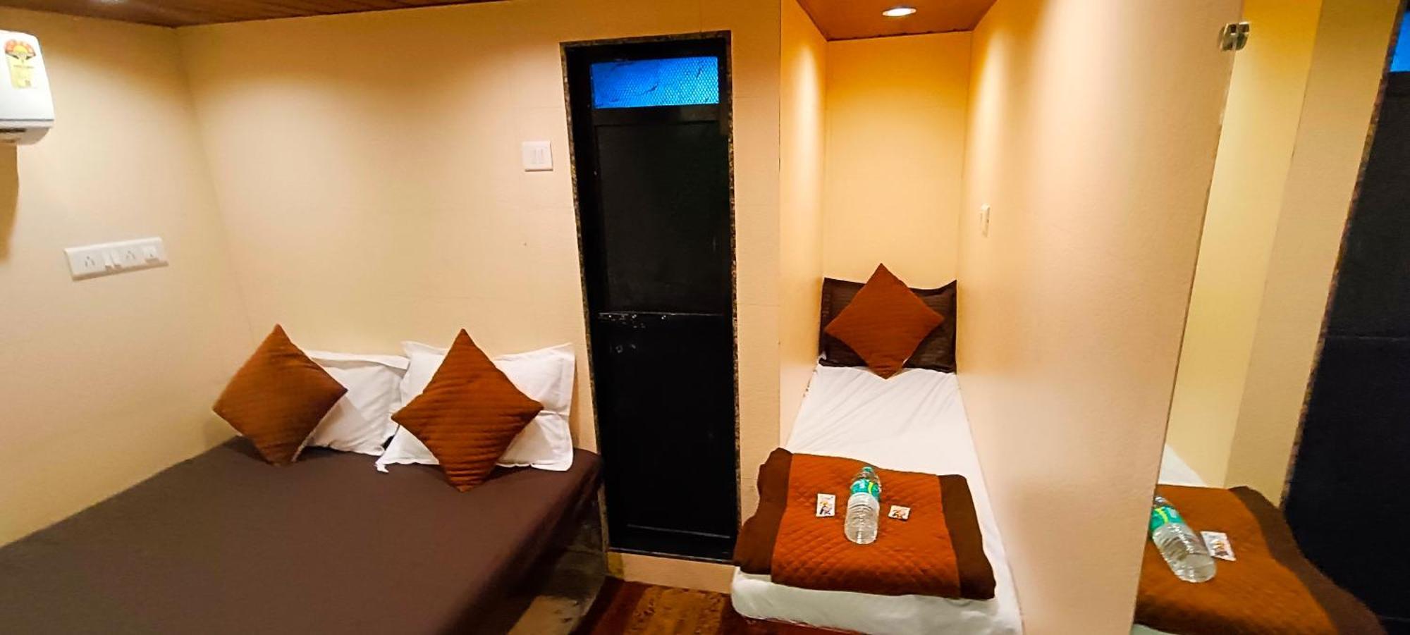 Nadim Tiger Residency