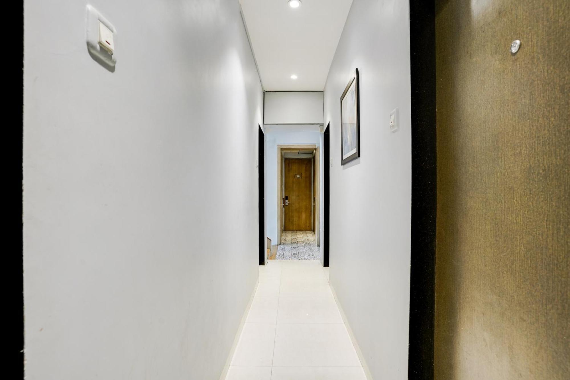 Super Collection O Andheri Near Airport Formerly We 4* Mumbai