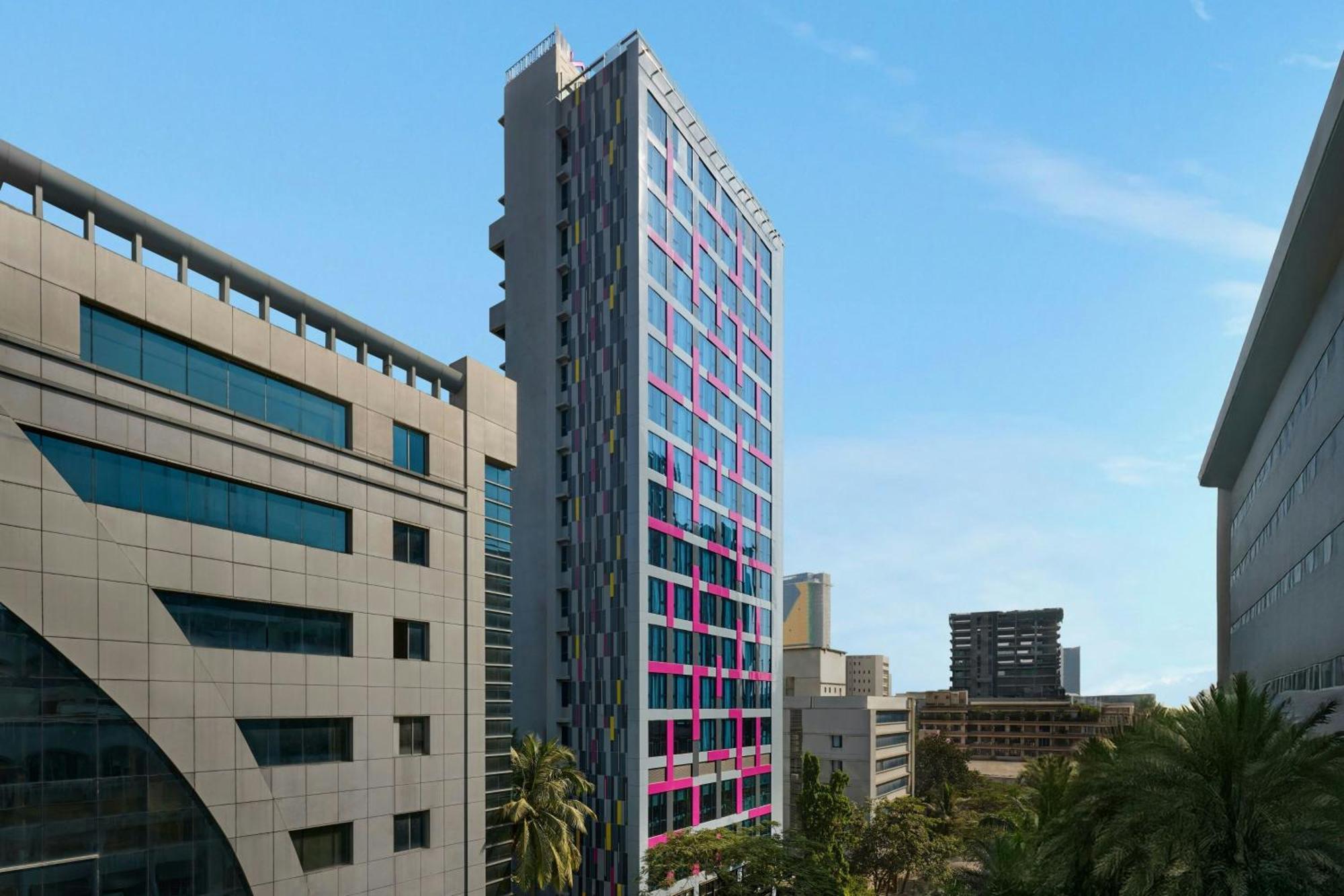 Moxy Andheri West 5*