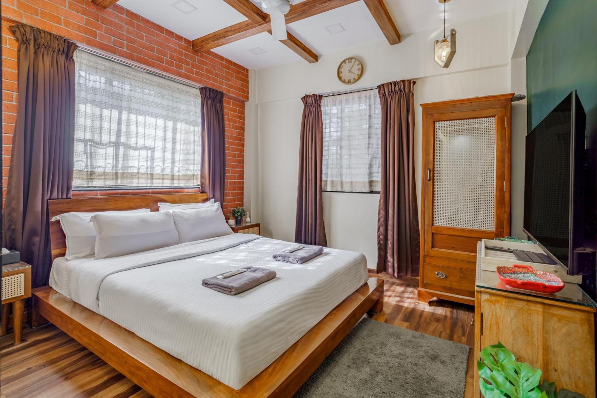 Apartment Astra By The Company