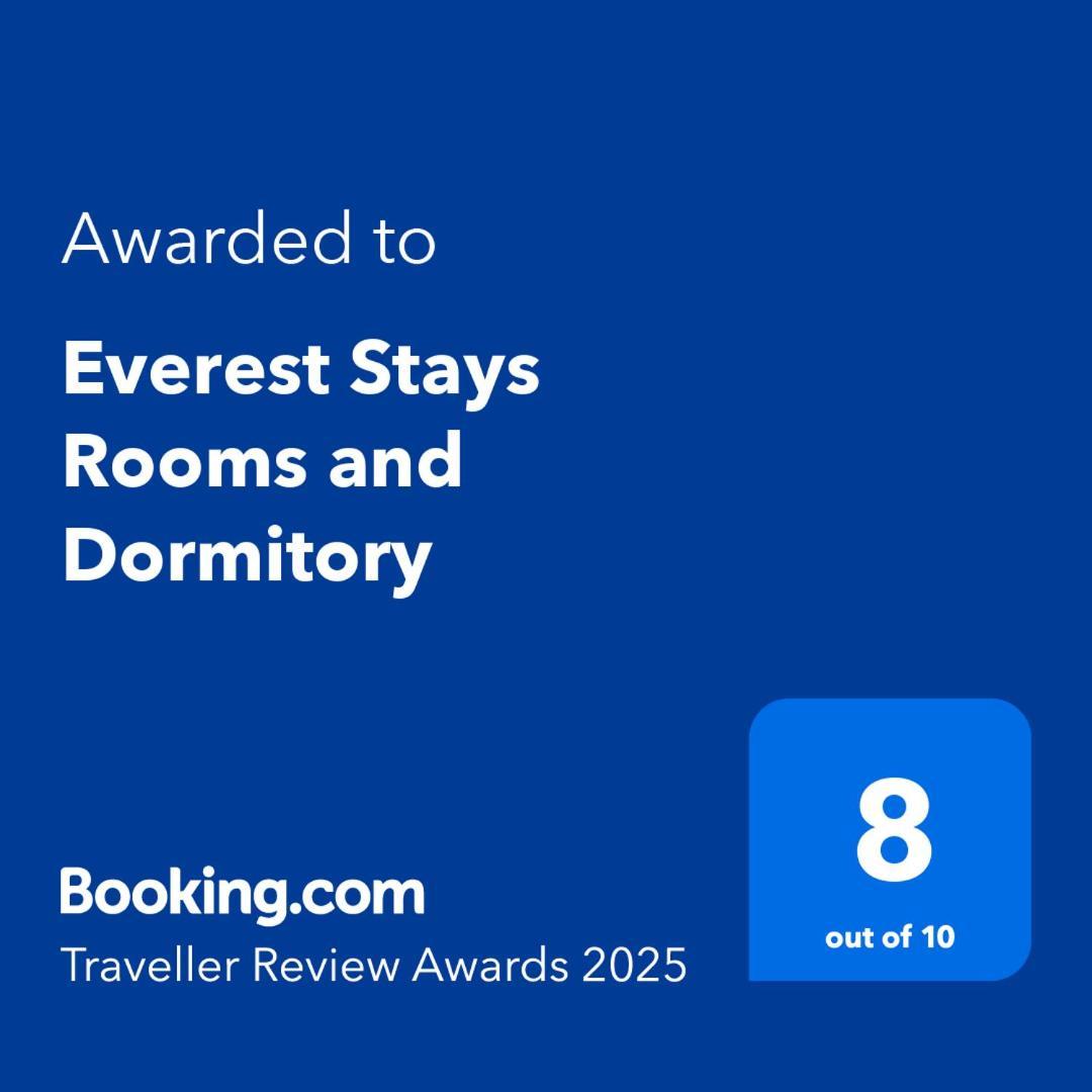 Everest And Hotel