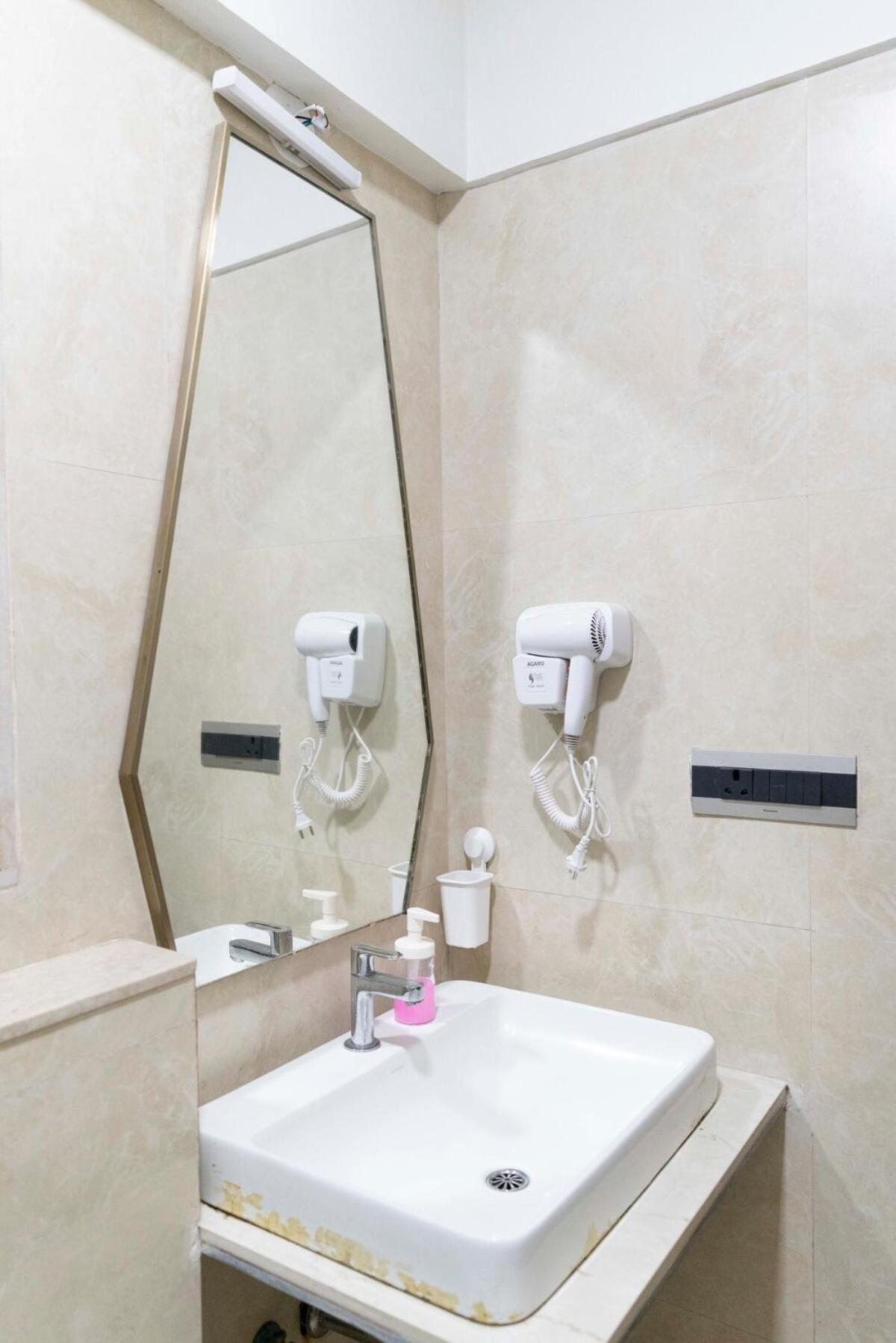 Cozy, Upscale 1 Bhk Near Bkc * Mumbai