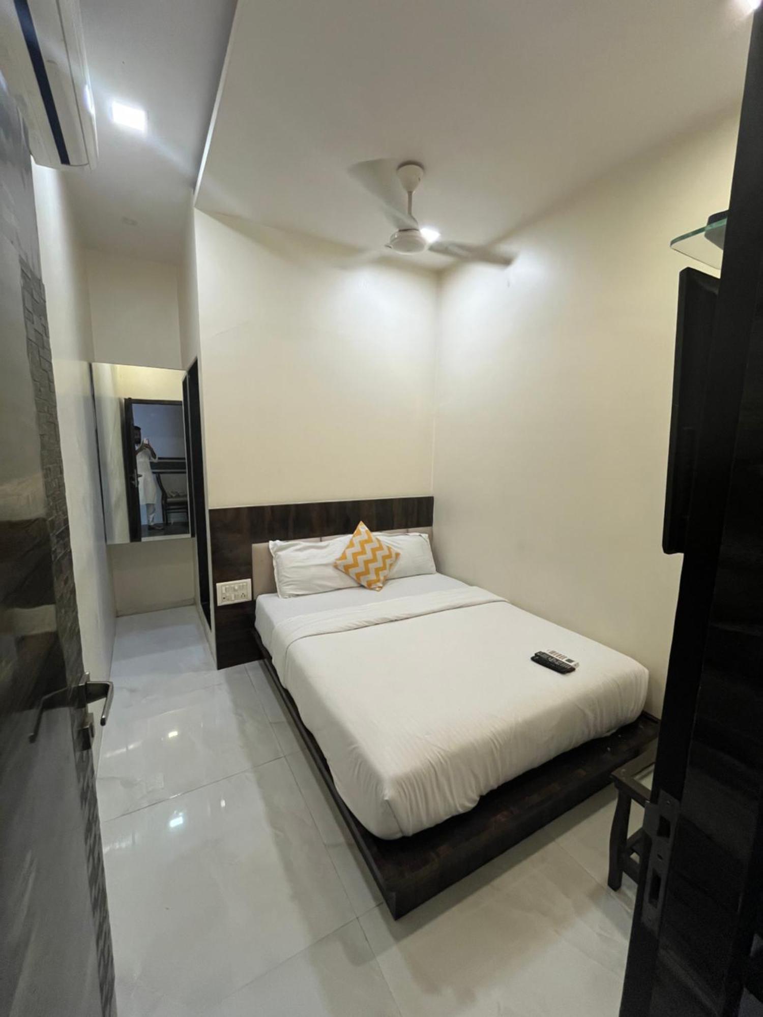 Inn New Shahi Palace T-2