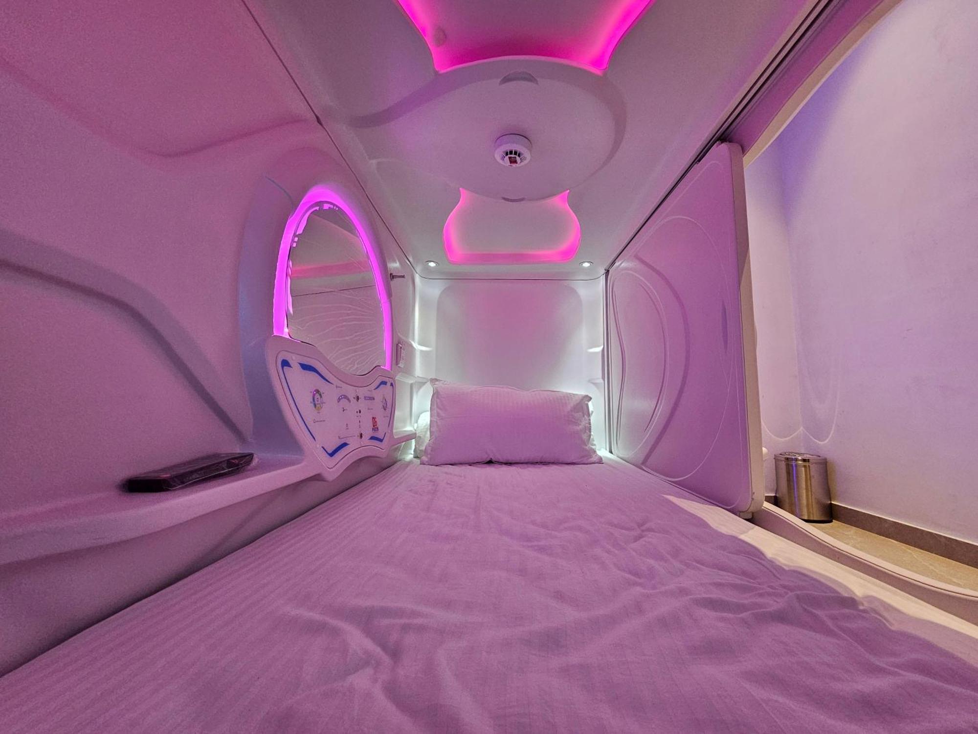 Dg Pods * Mumbai