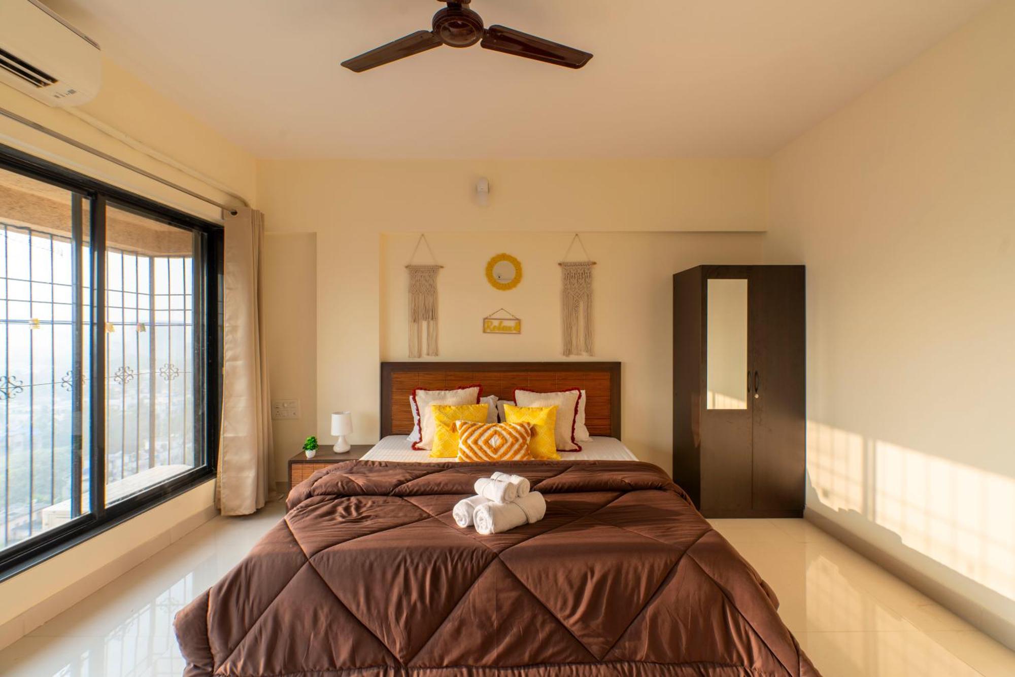 Spacious, Stylish, Upper Floor 3bhk Near Bkc *