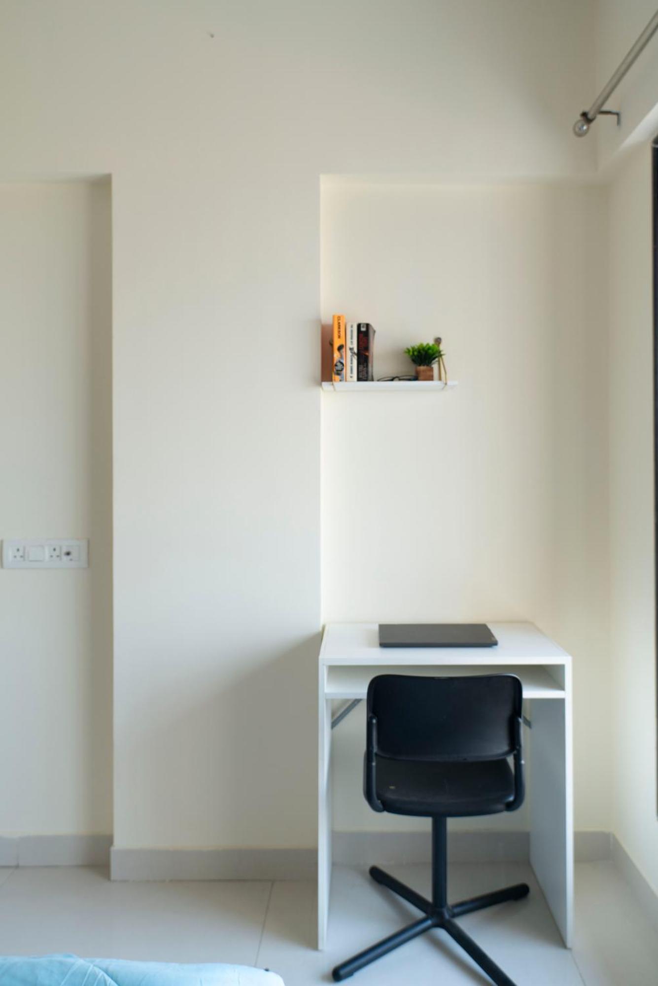 Spacious, Stylish, Upper Floor 3bhk Near Bkc Mumbai