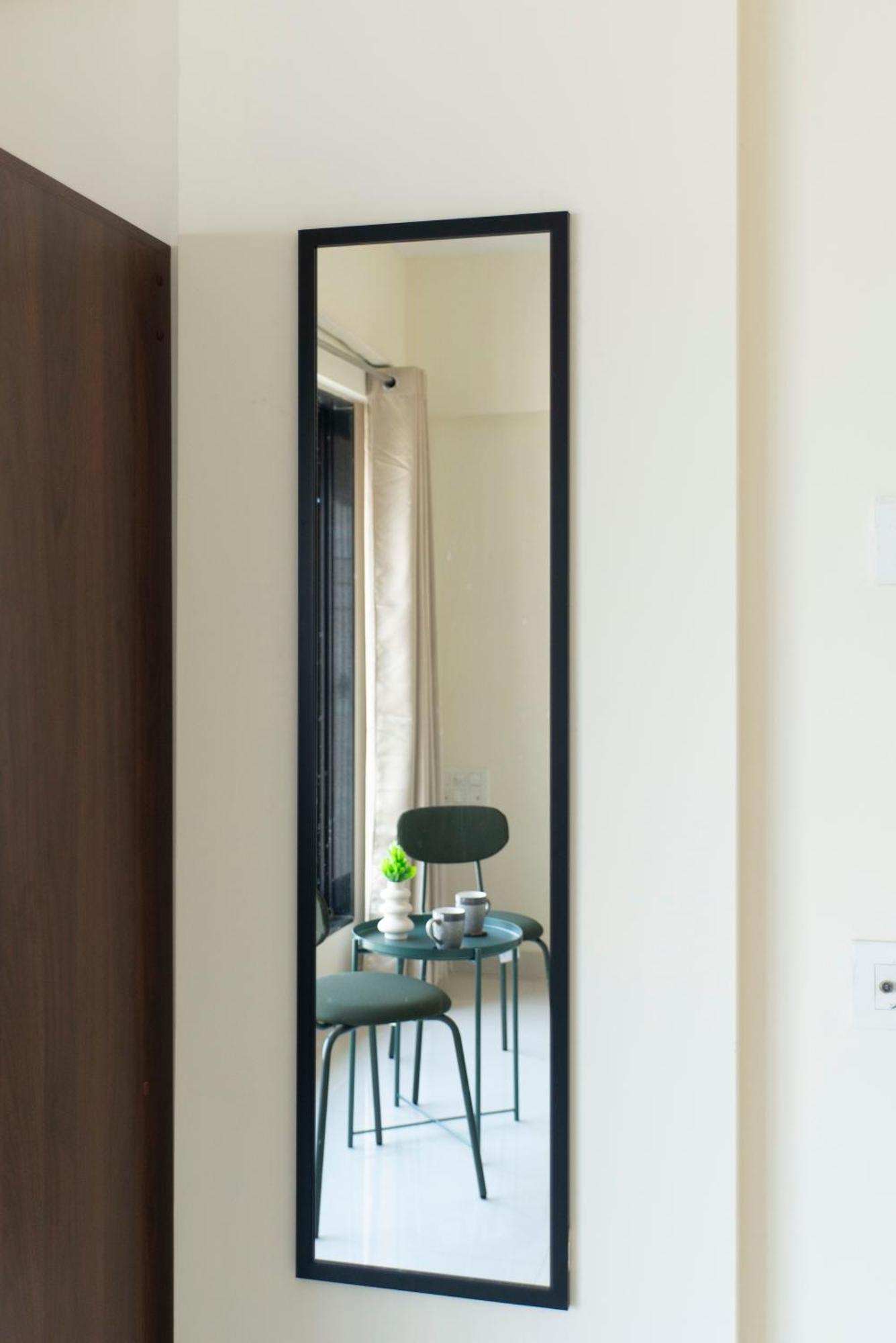 Spacious, Stylish, Upper Floor 3bhk Near Bkc Apartment Mumbai