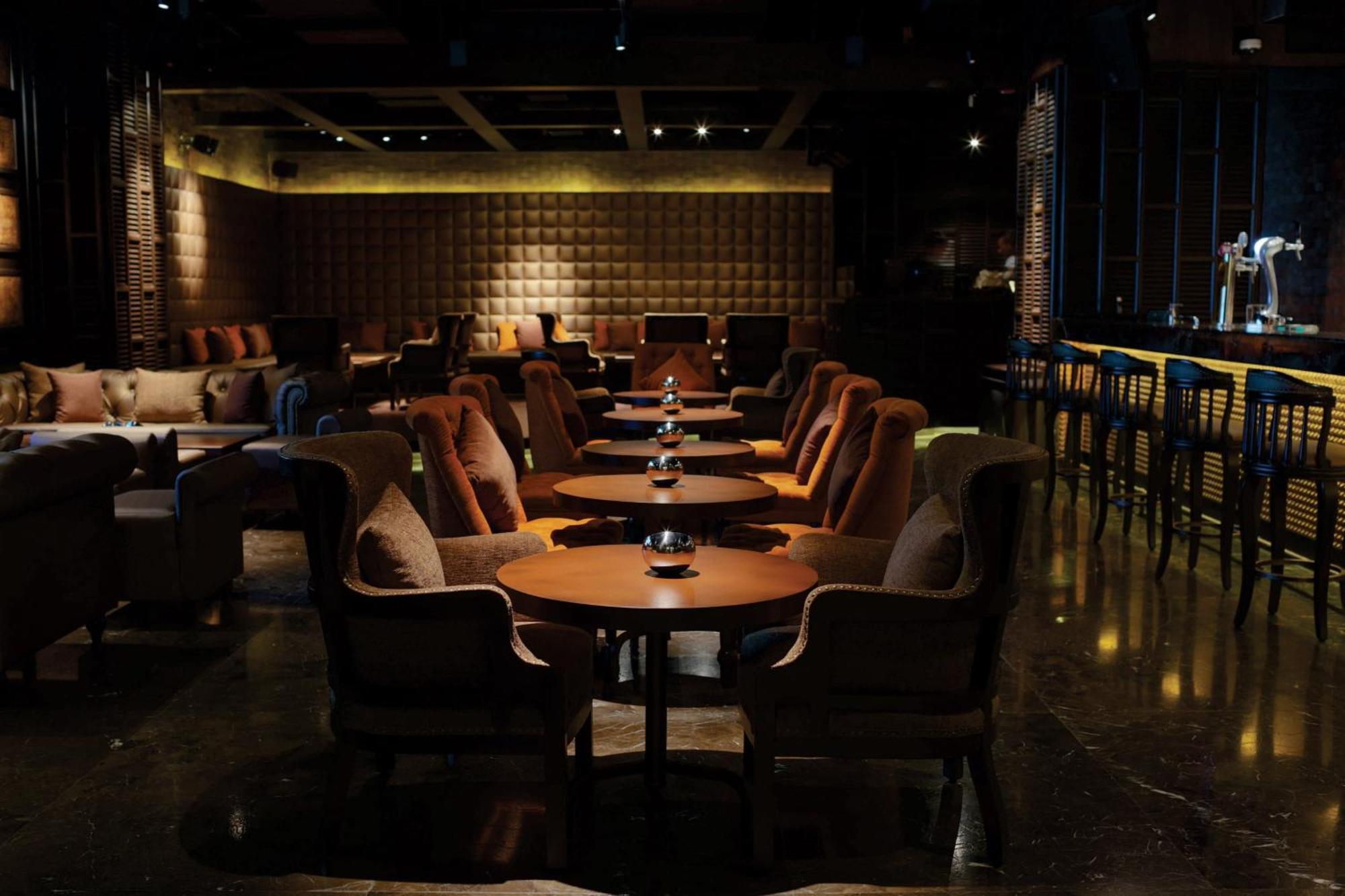 Courtyard By Marriott International Airport