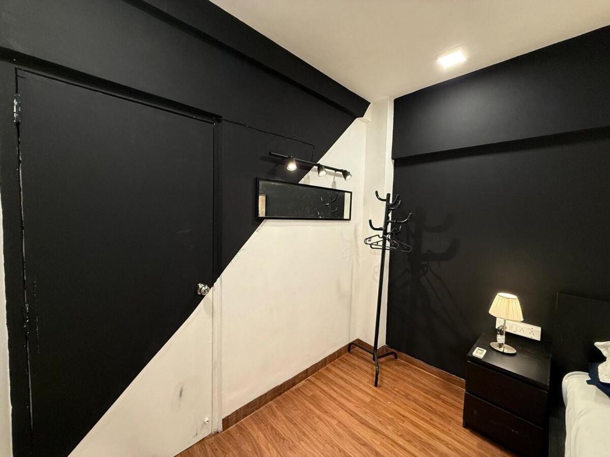 Elite 2 - Premium 2bhk - Lokhandwala Andheri *