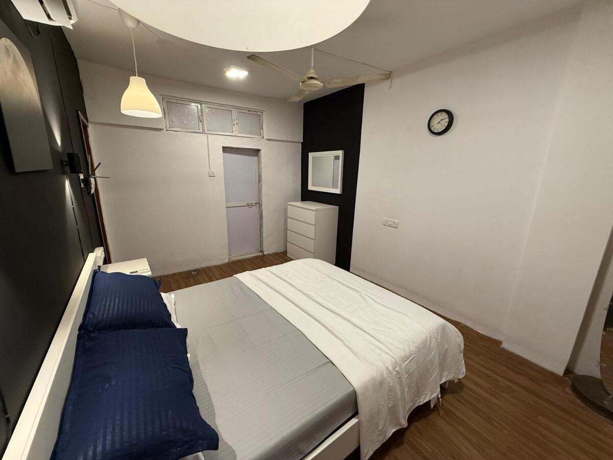 Elite 2 - Premium 2bhk - Lokhandwala Andheri Apartment Mumbai