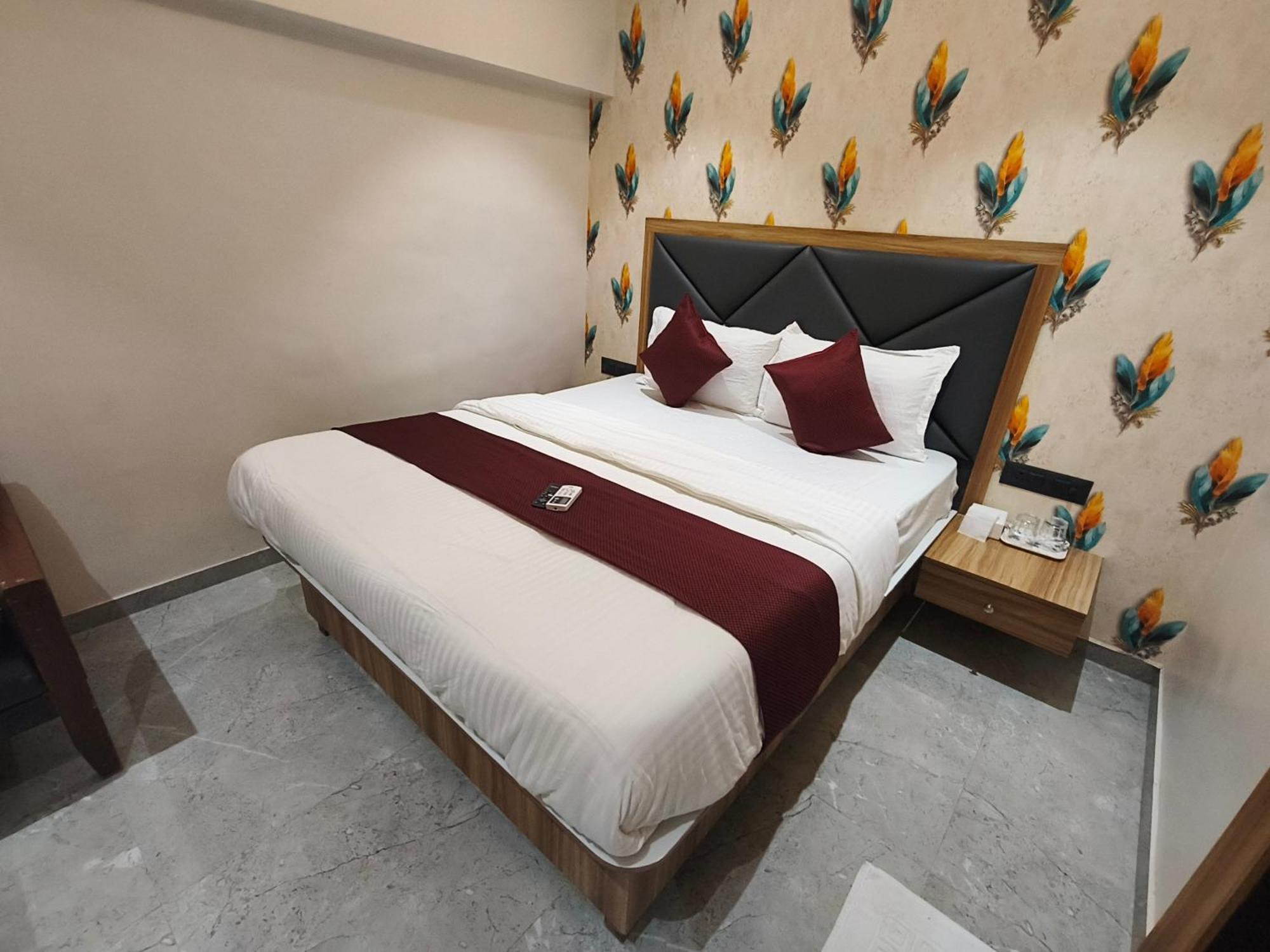 Hotel Golden Tree Mumbai