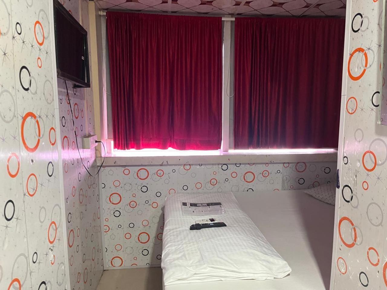 Sakinaka Inn *