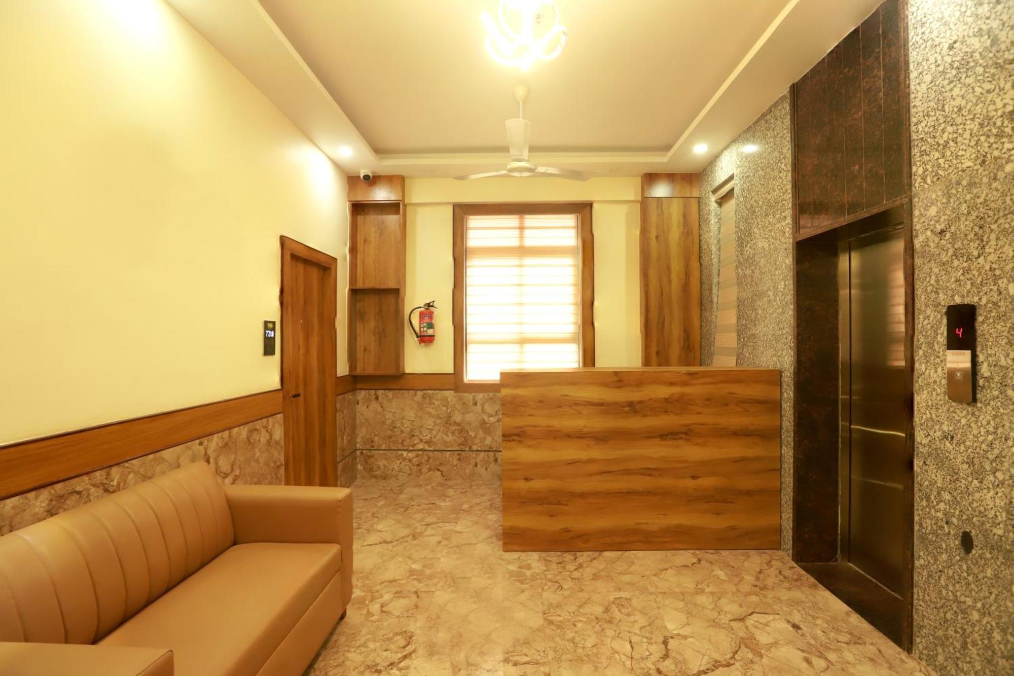 Bkc Minerva, Near Us Consulate Hotel 3*