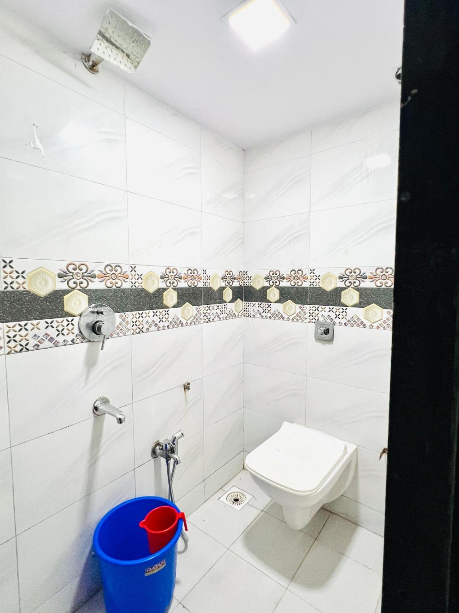 Hostel Bkc Backpacker Mumbai