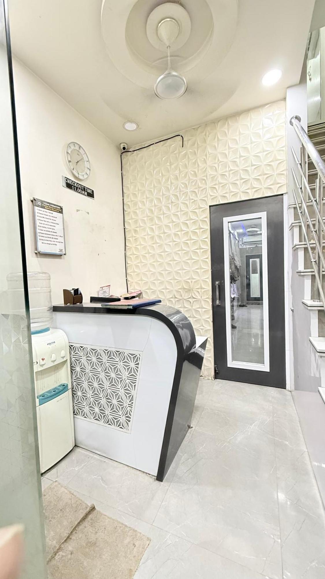 Ocean T-2 Capsule hotel Mumbai