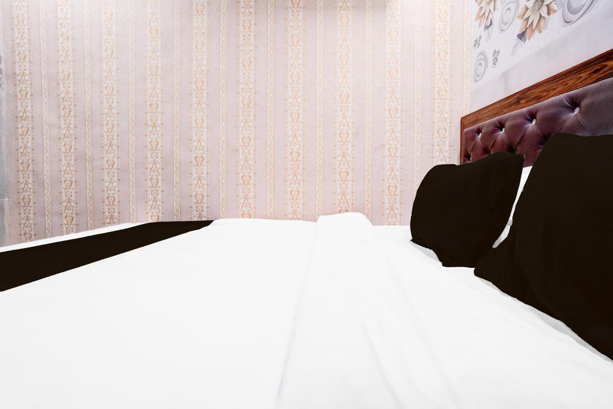 O Sunset Avenue * Mumbai