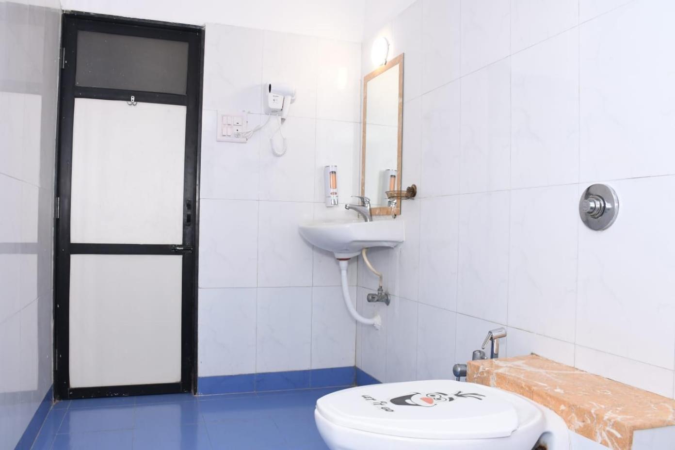 Guest house Tulsi Mumbai