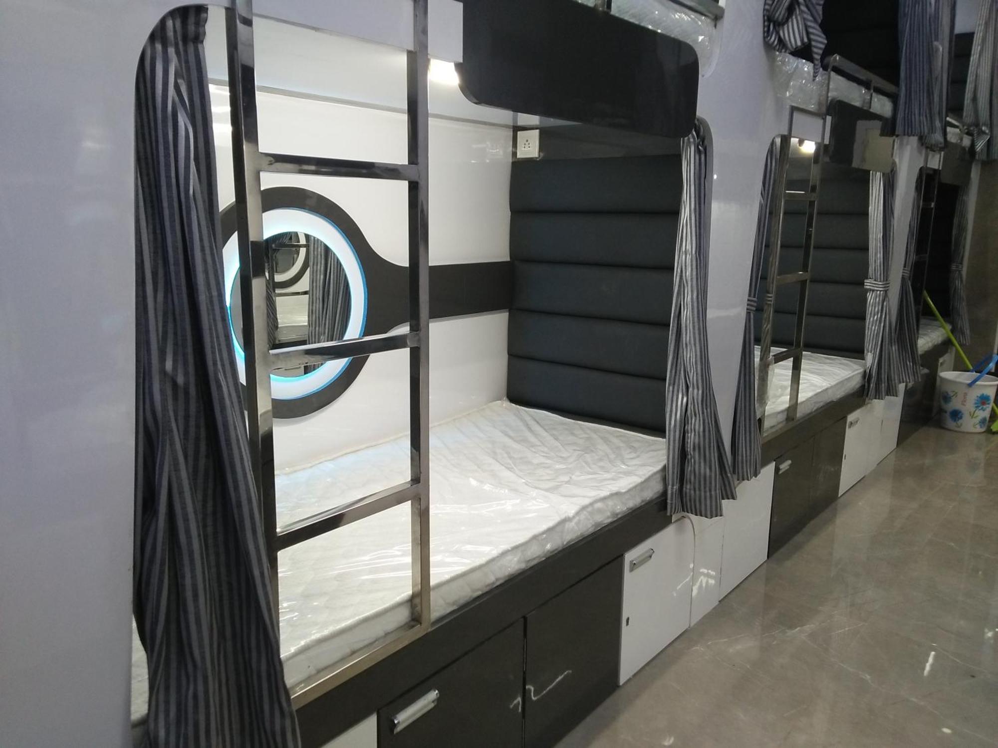 Capsule hotel Ocean T-2