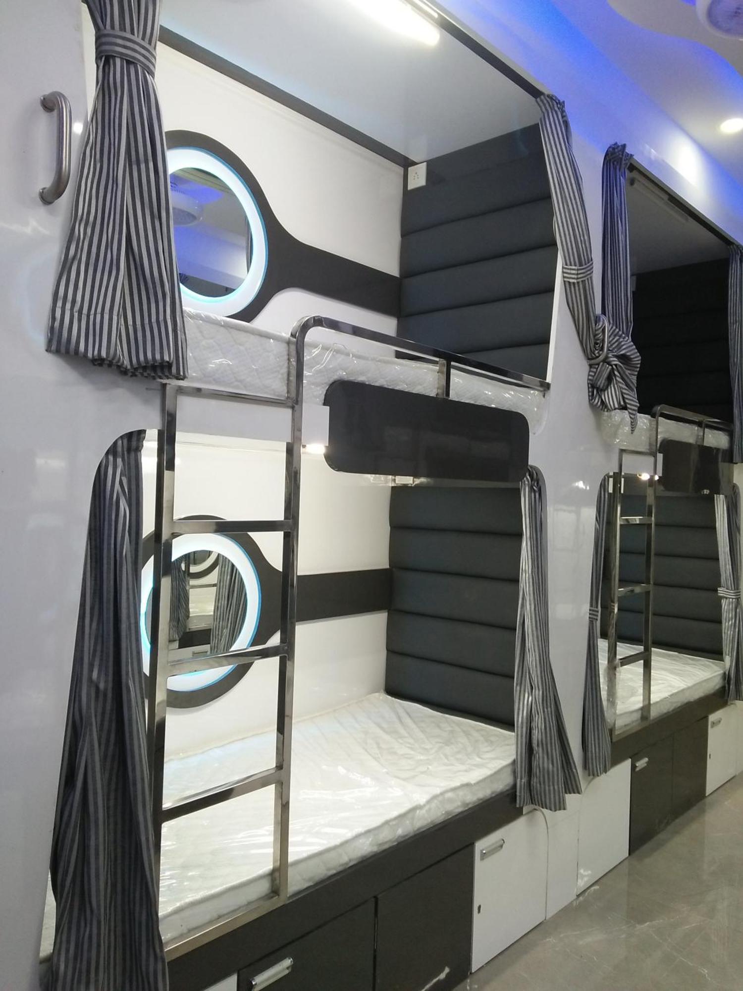 Ocean T-2 Capsule hotel Mumbai