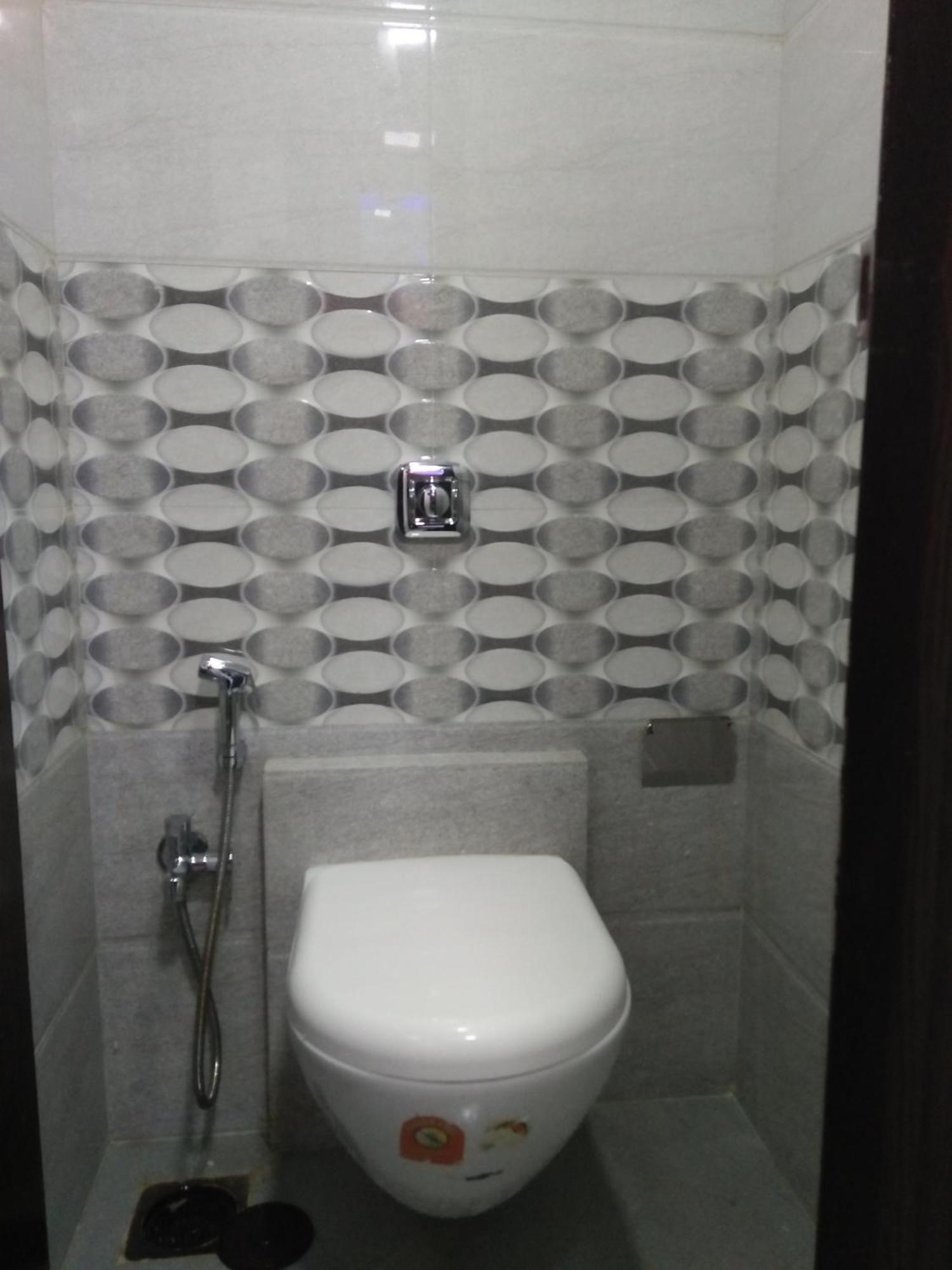 Capsule hotel Ocean T-2 Mumbai