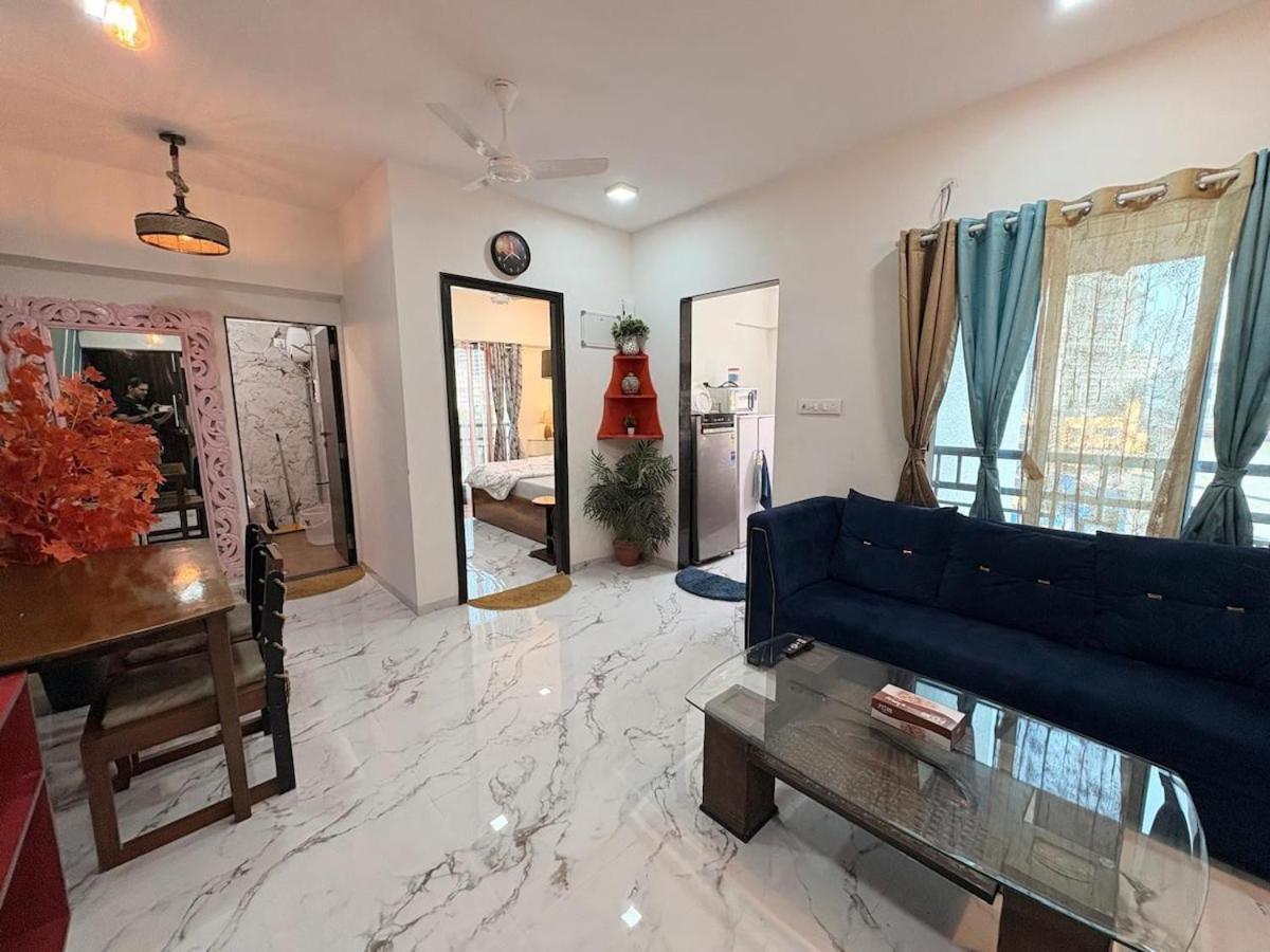 Stunning 1bhk With View View, Bandra West * Mumbai
